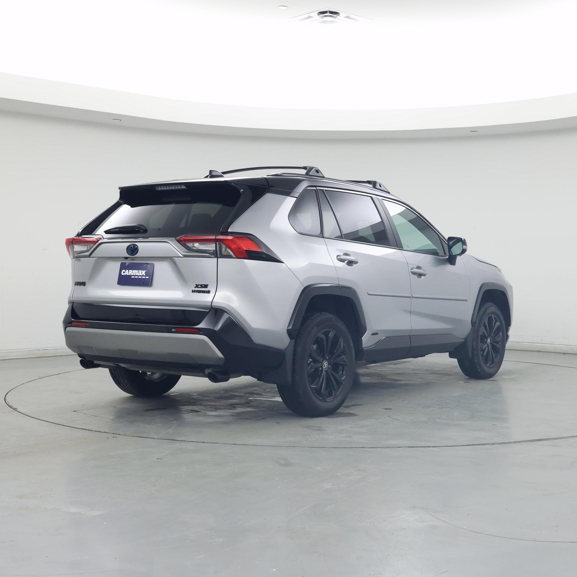 Thumbnail: 2023 Toyota RAV4 - 8