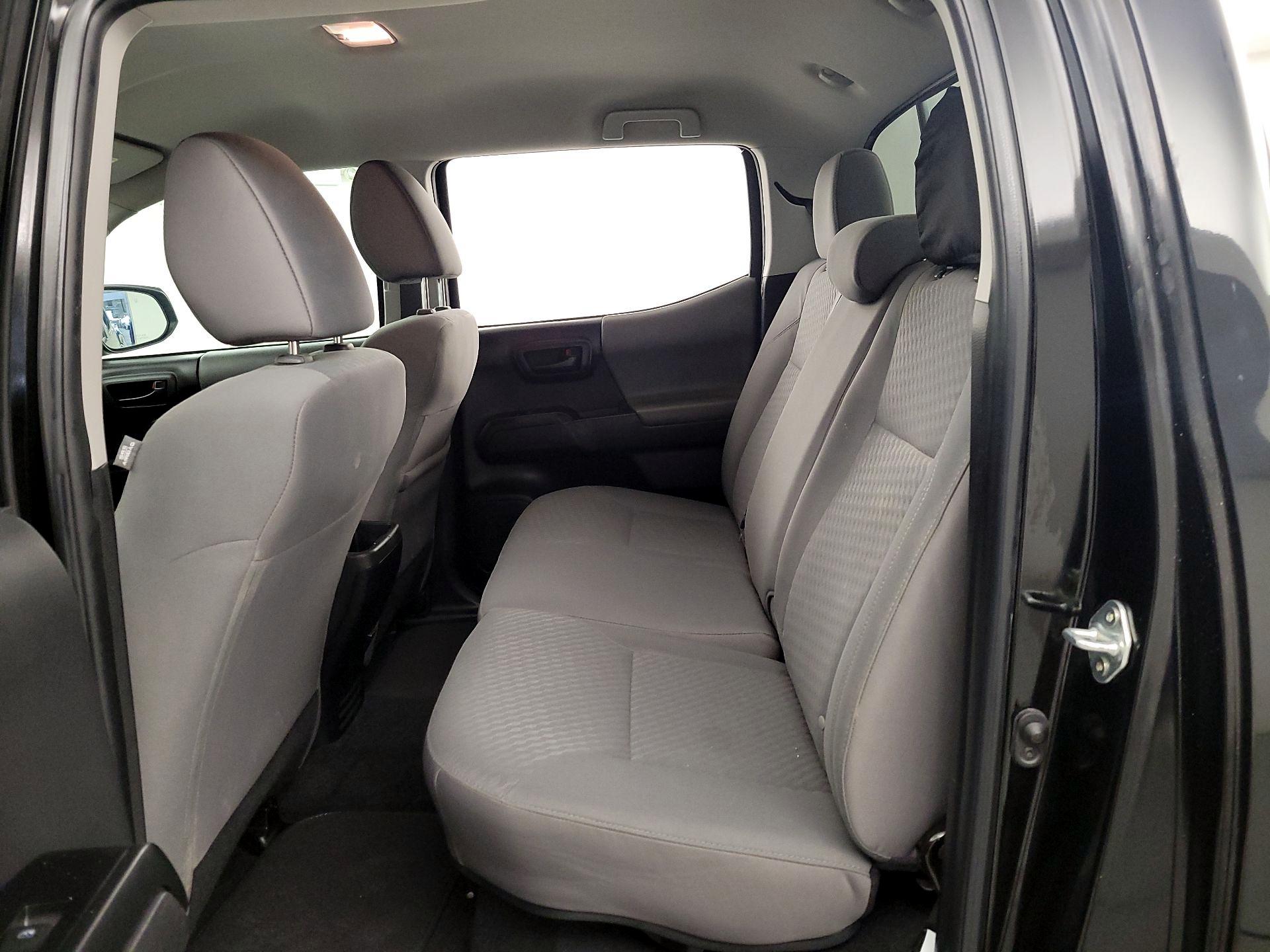 Thumbnail: 2023 Toyota Tacoma - 19