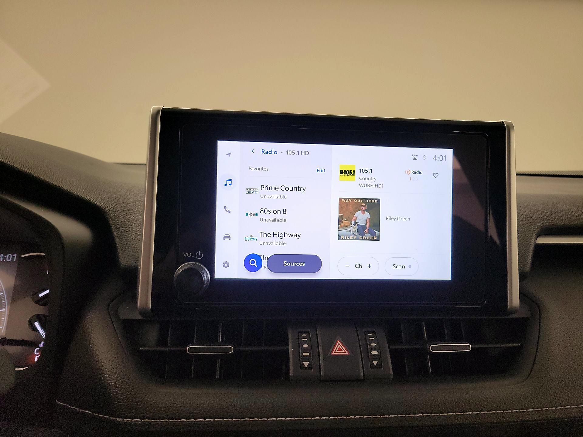 Thumbnail: 2025 Toyota RAV4 - 15