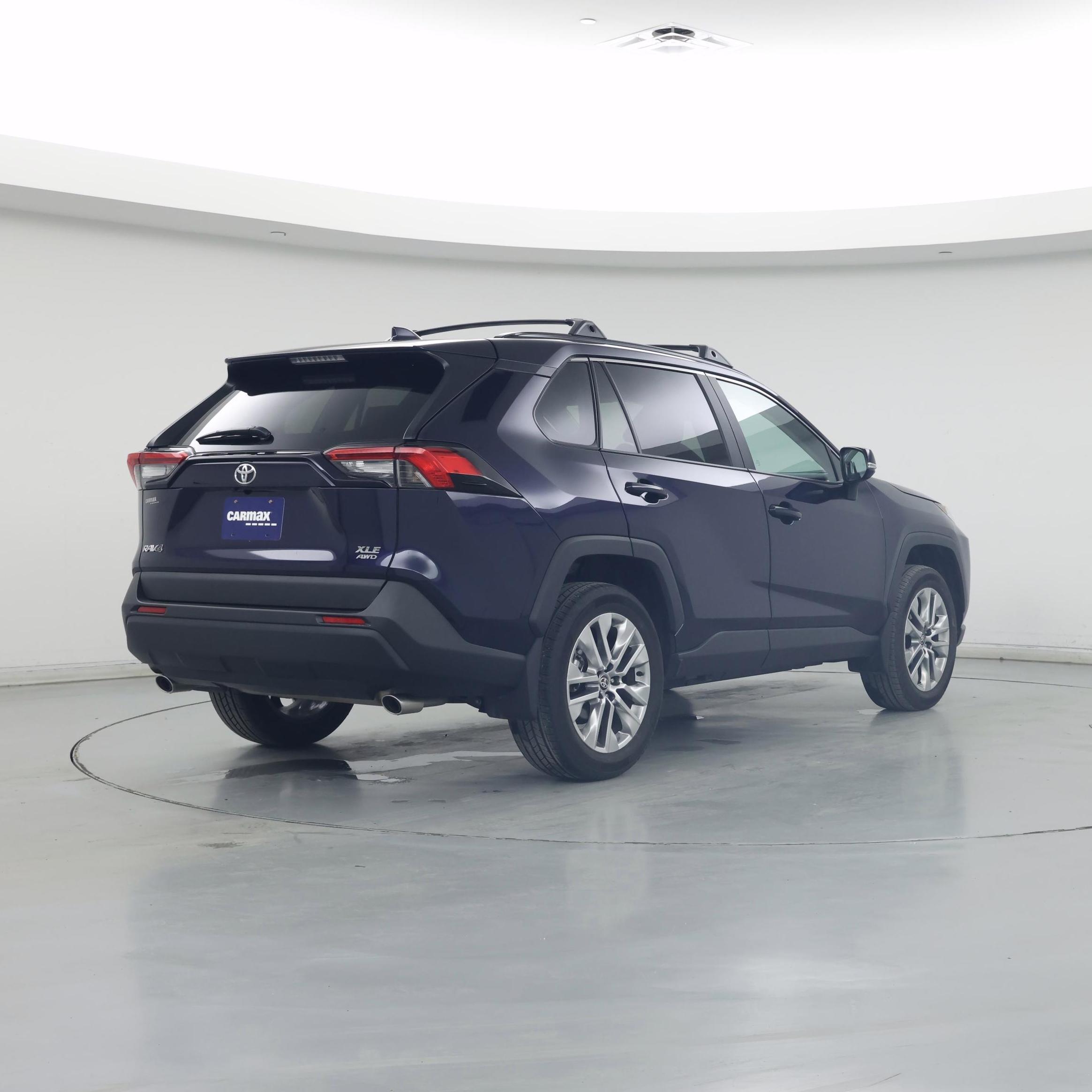 Thumbnail: 2025 Toyota RAV4 - 8