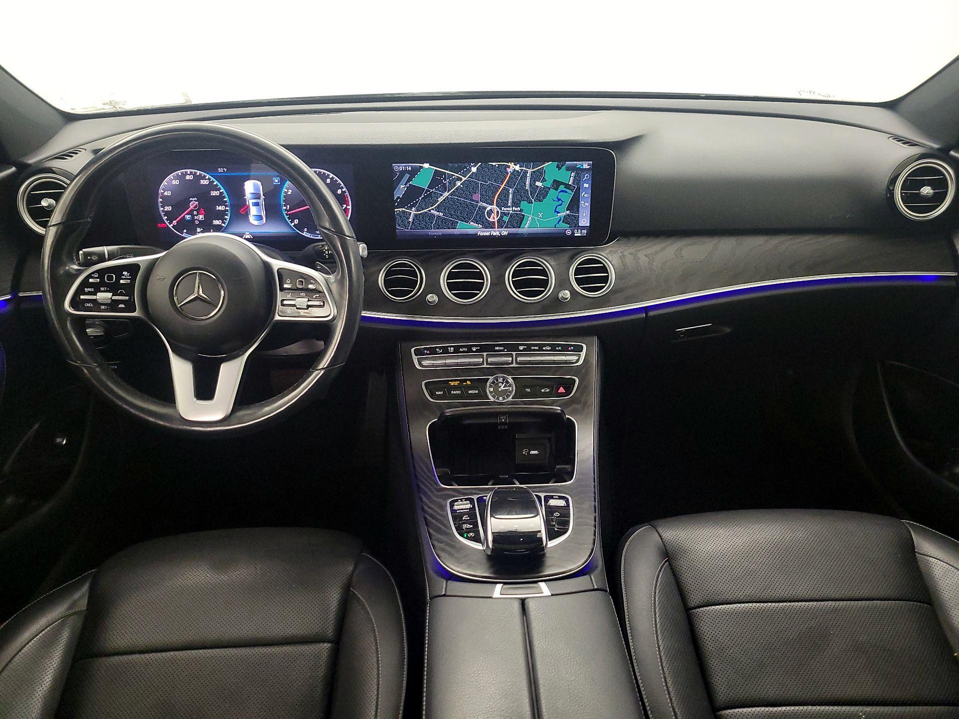 Thumbnail: 2020 Mercedes-Benz E-Class - 9