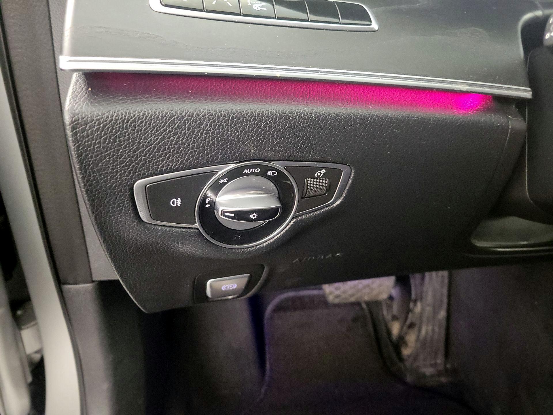 Thumbnail: 2020 Mercedes-Benz E-Class - 13