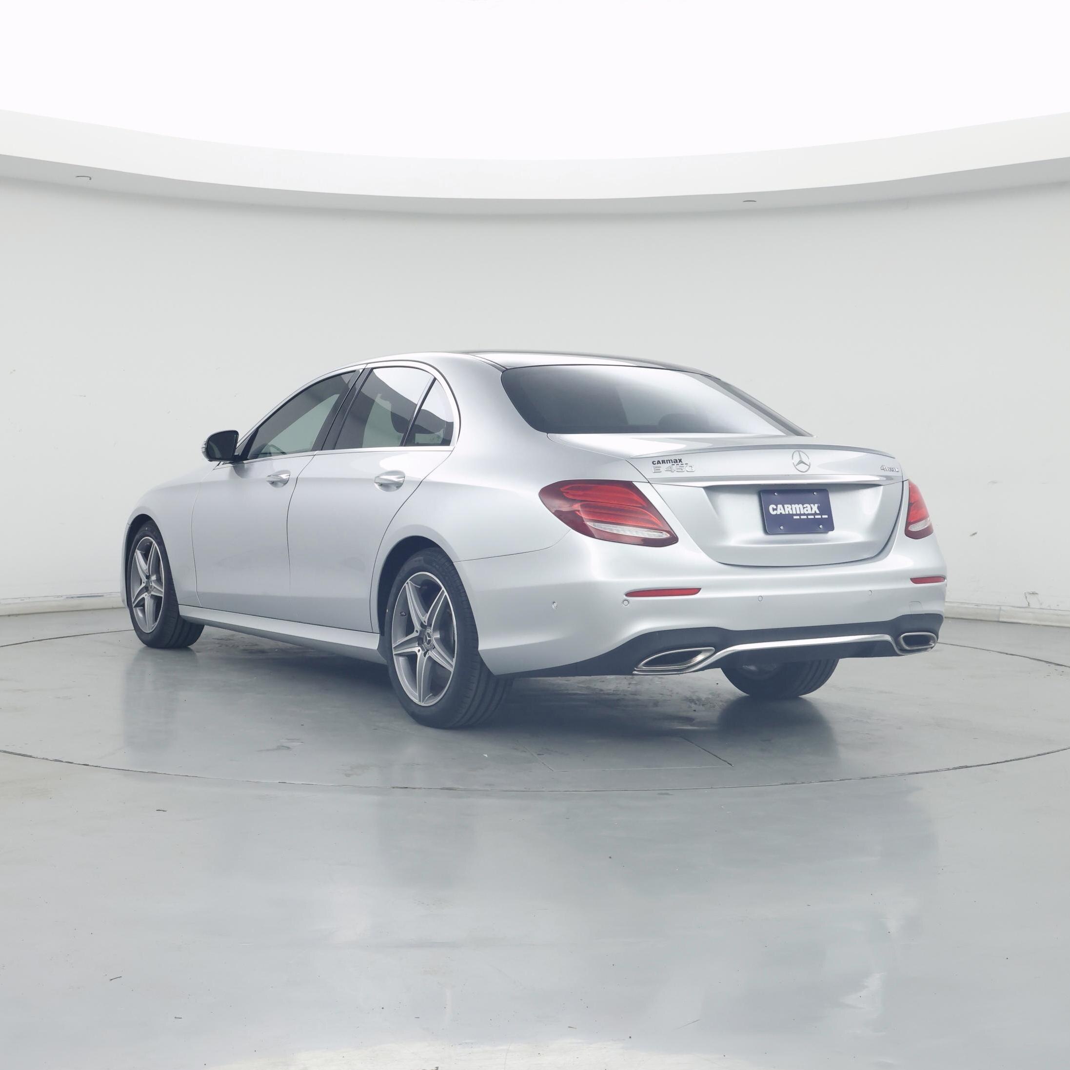 Thumbnail: 2020 Mercedes-Benz E-Class - 2