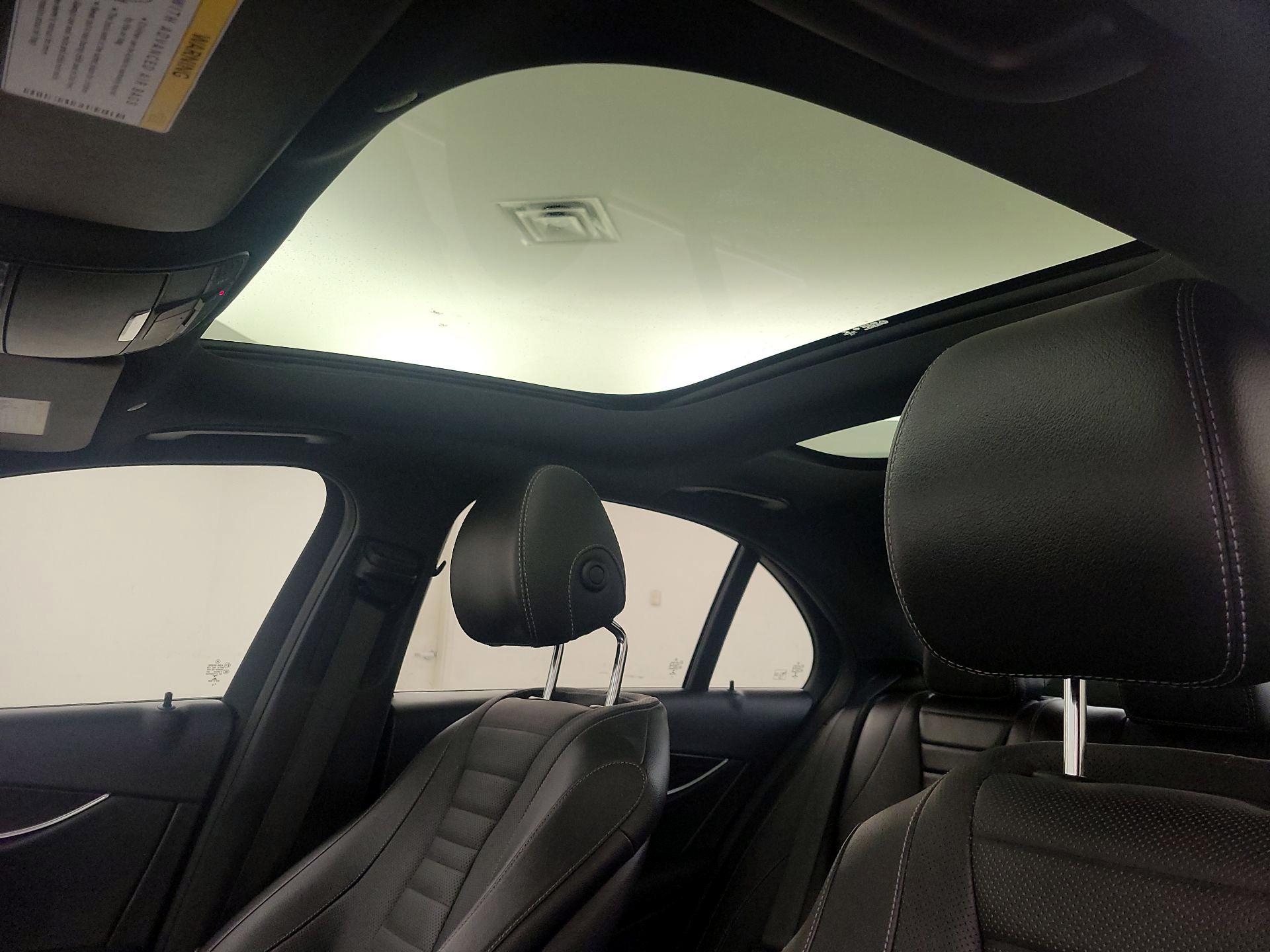 Thumbnail: 2020 Mercedes-Benz E-Class - 20