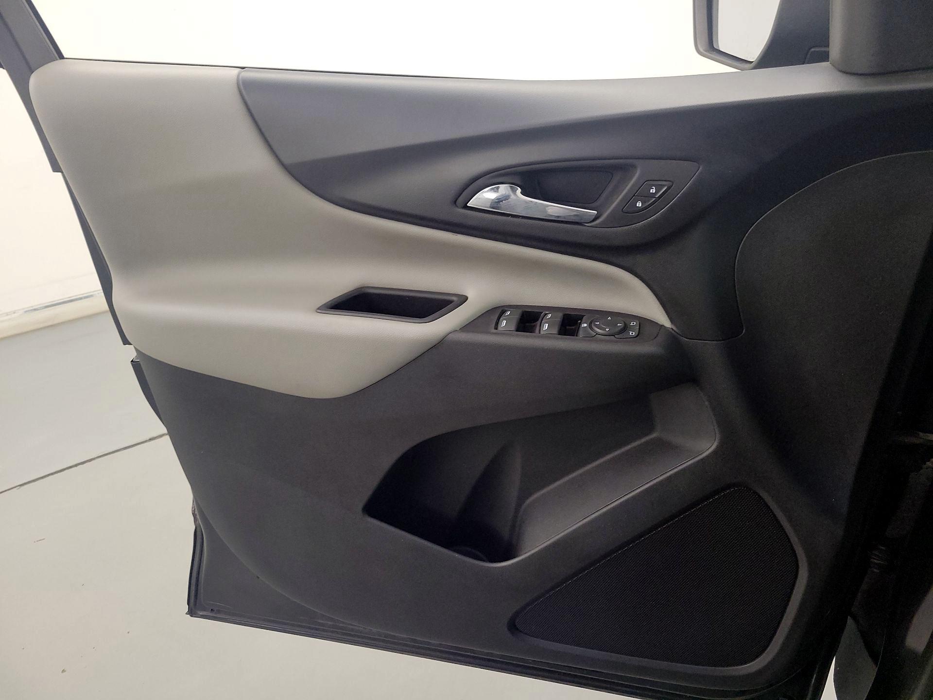 Thumbnail: 2020 Chevrolet Equinox - 12