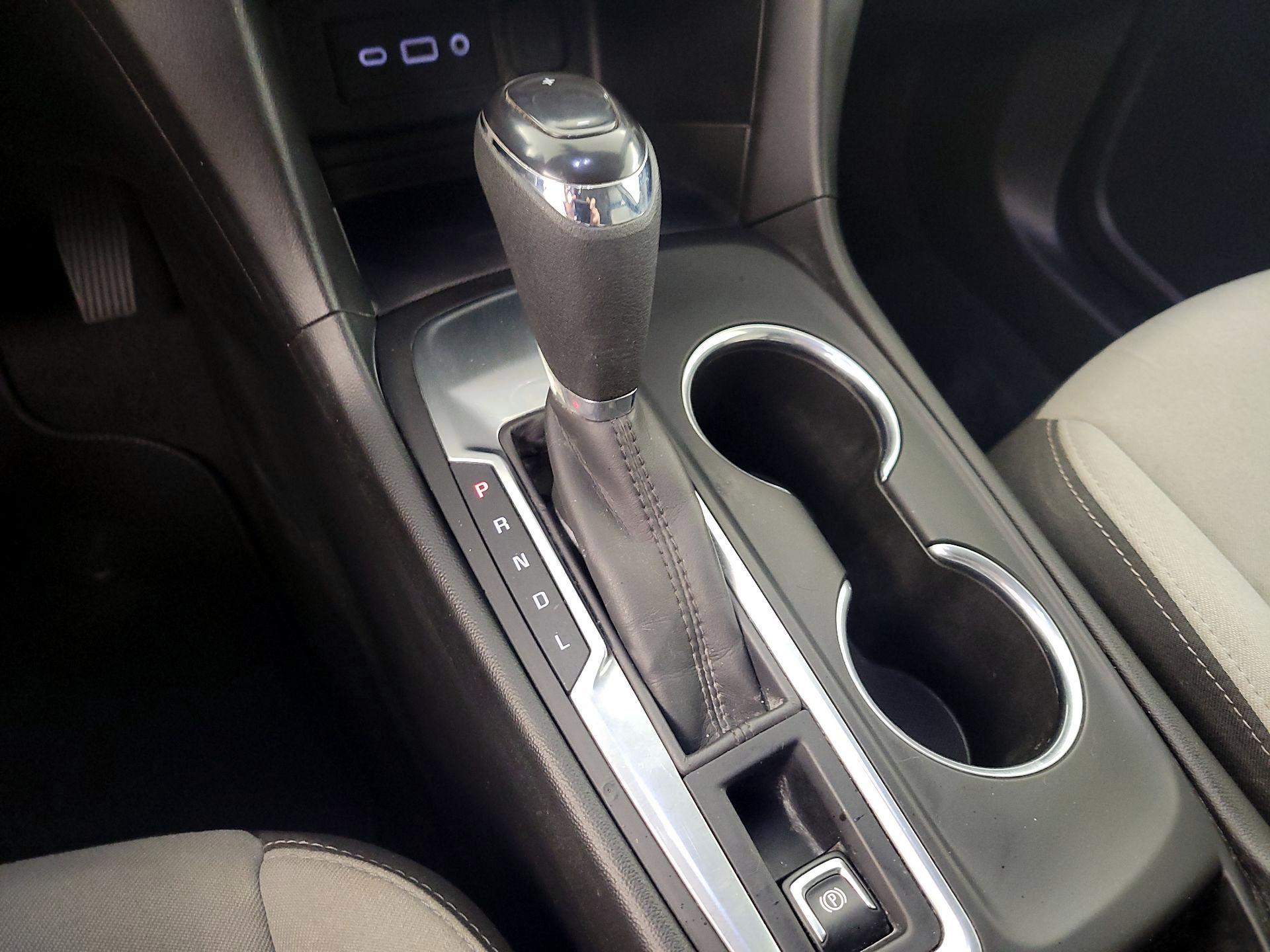 Thumbnail: 2020 Chevrolet Equinox - 18