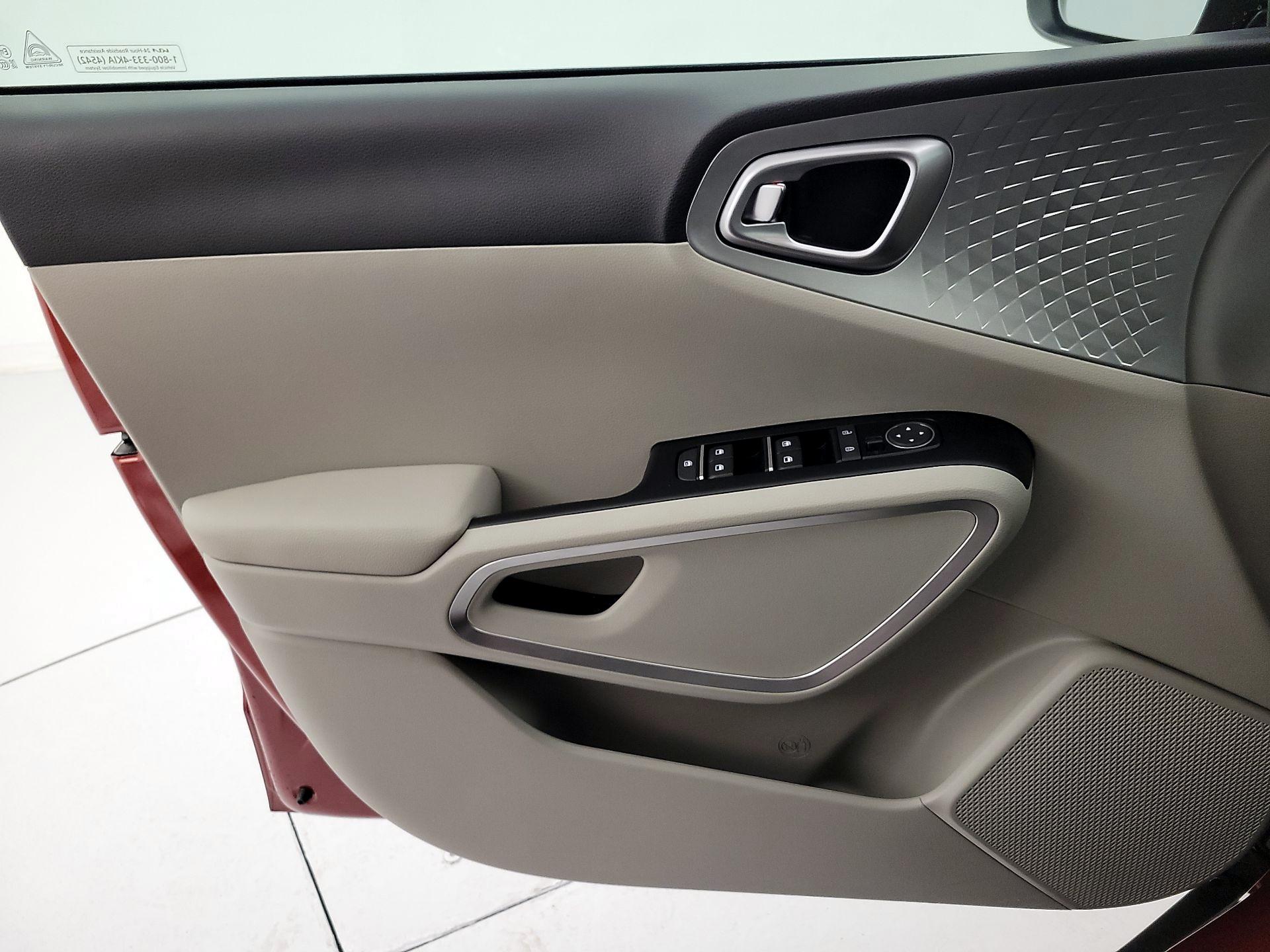 Thumbnail: 2024 Kia Soul - 12