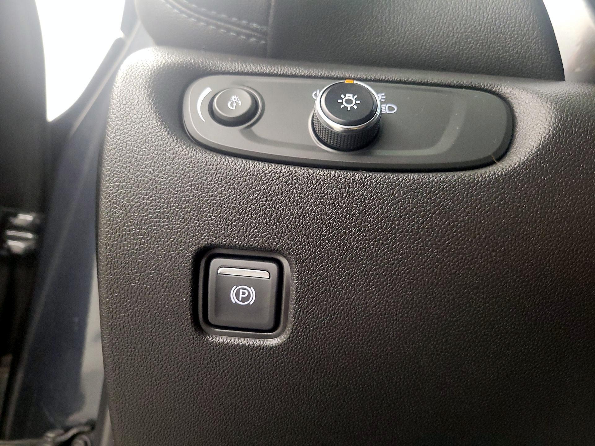 Thumbnail: 2022 Chevrolet Blazer - 13