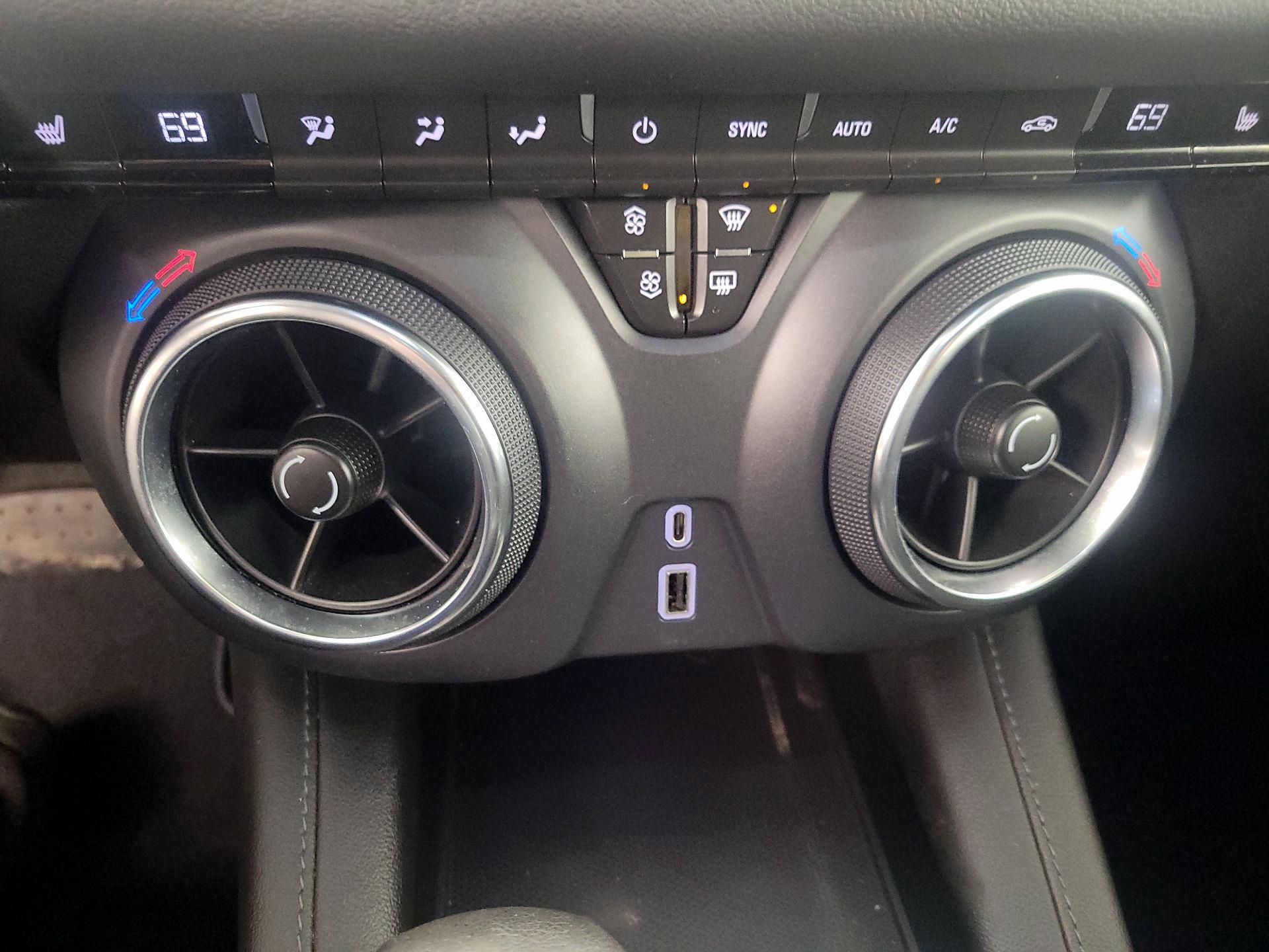 Thumbnail: 2022 Chevrolet Blazer - 17