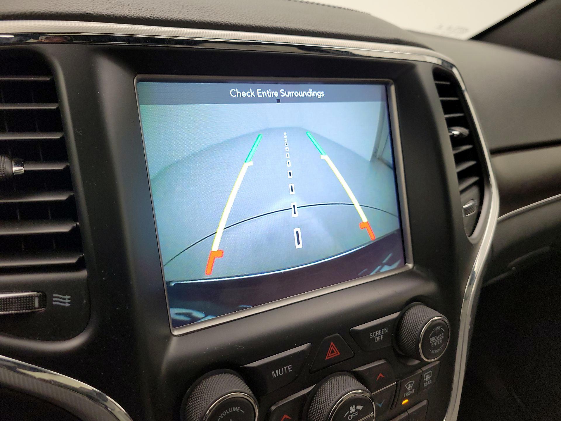 Thumbnail: 2018 Jeep Grand Cherokee - 15