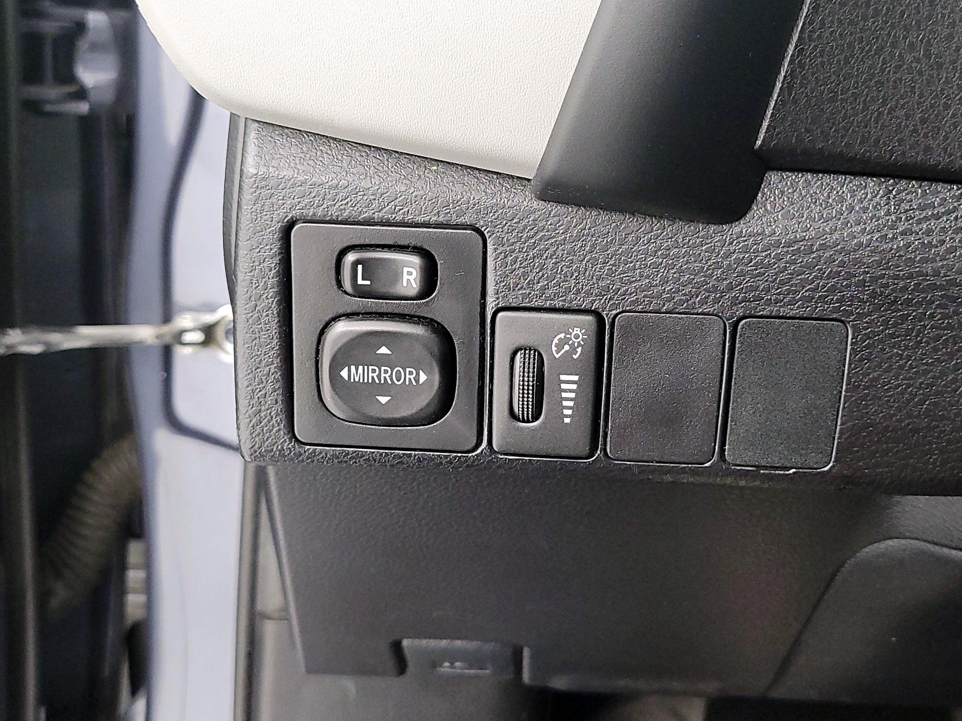 Thumbnail: 2019 Toyota Corolla - 13