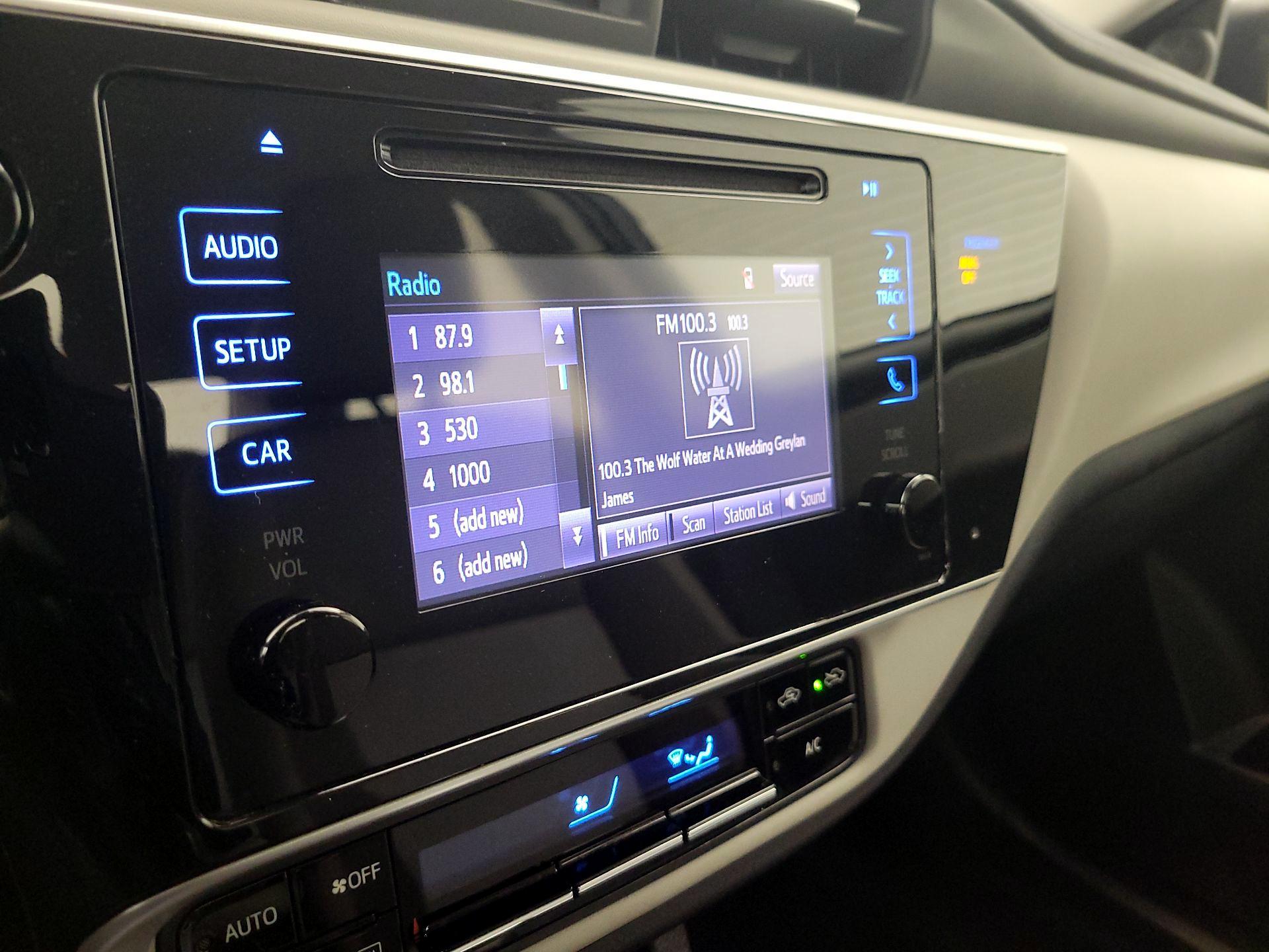 Thumbnail: 2019 Toyota Corolla - 15