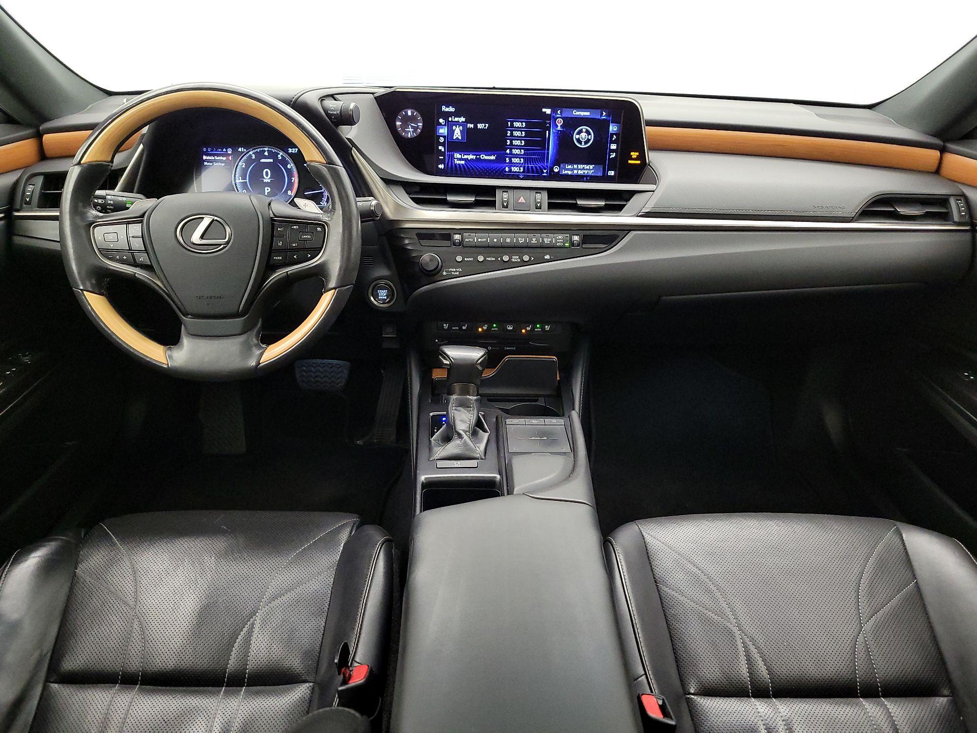 Thumbnail: 2019 Lexus ES - 9