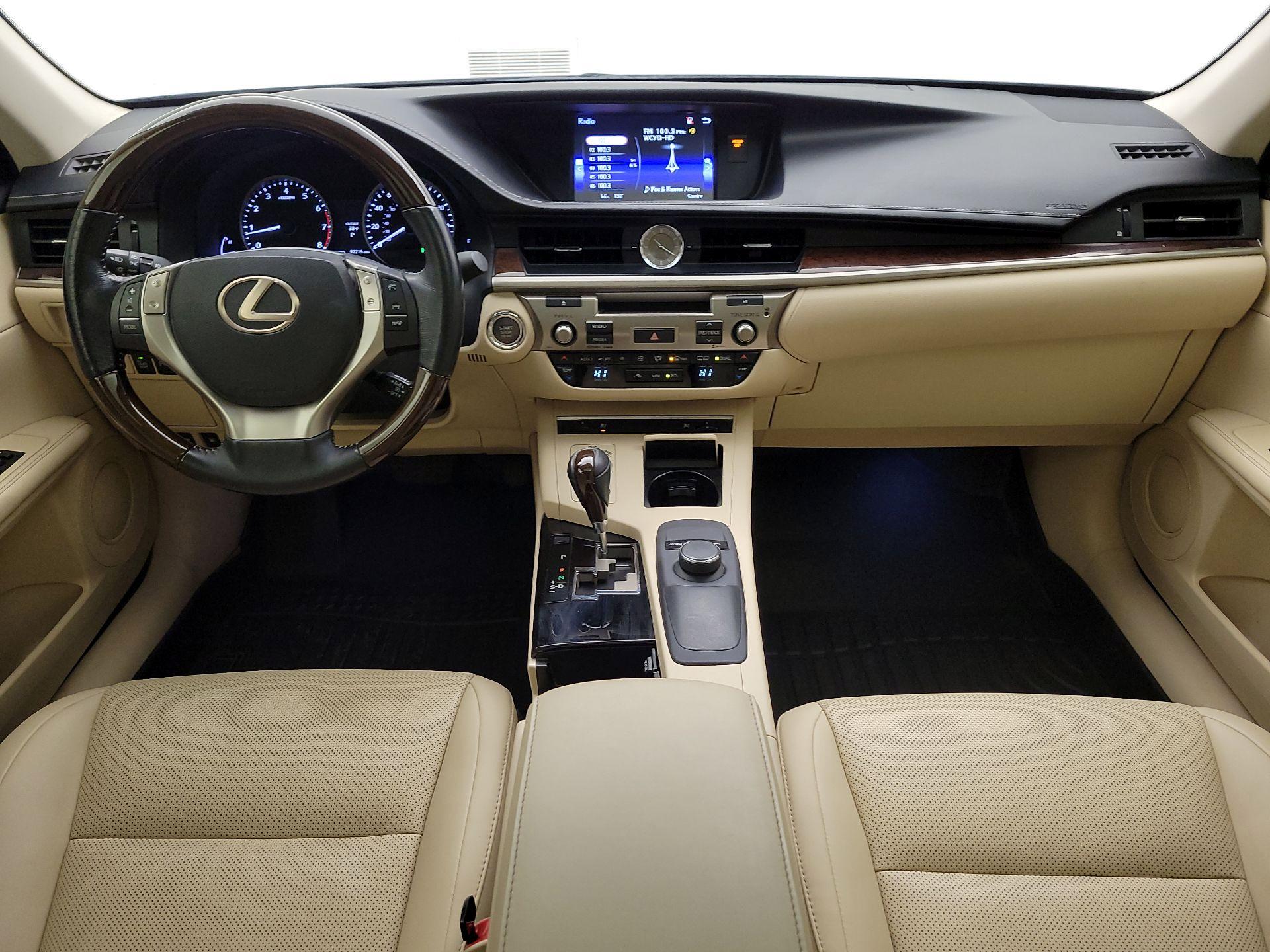 Thumbnail: 2015 Lexus ES - 9