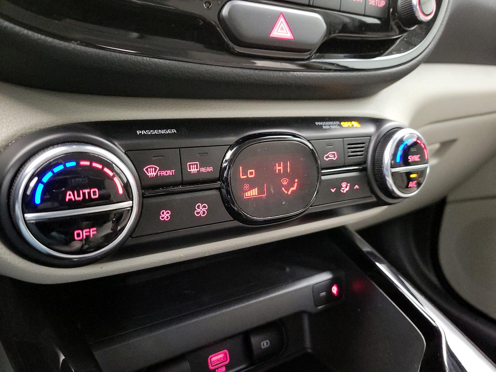 Thumbnail: 2021 Kia Soul - 17