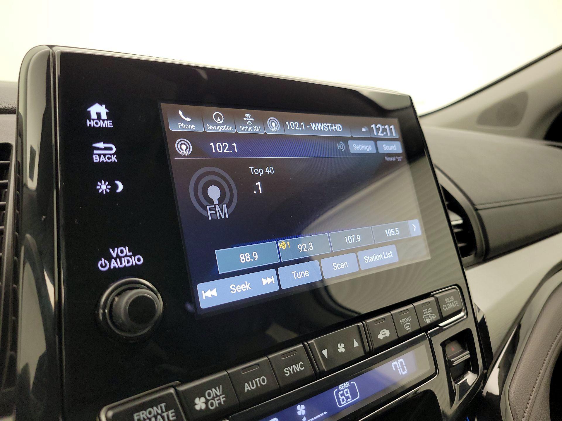 Thumbnail: 2019 Honda Odyssey - 16