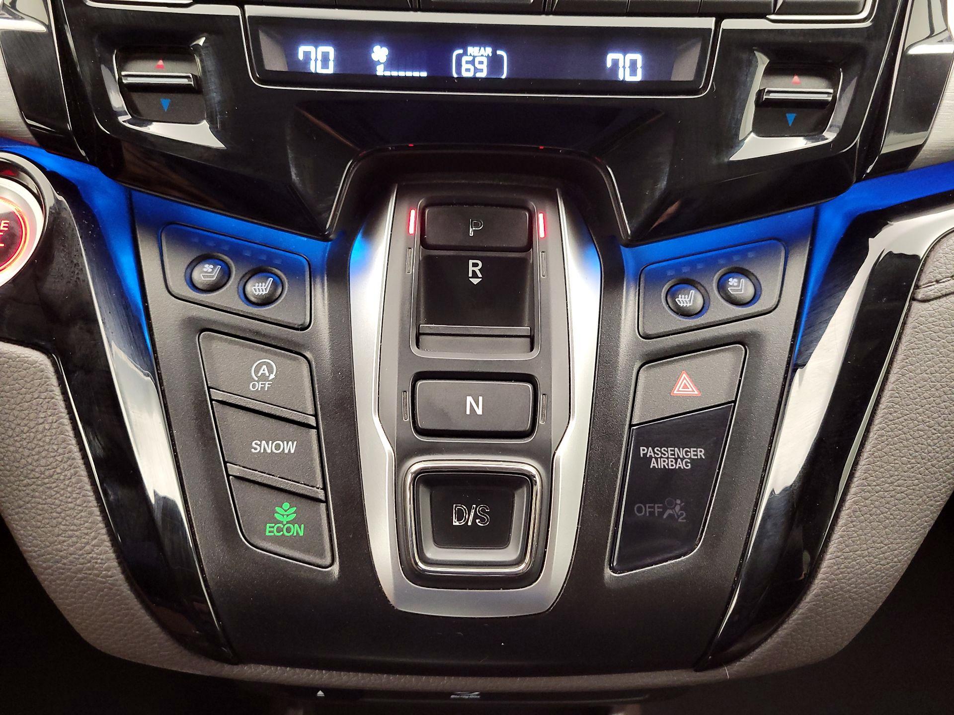 Thumbnail: 2019 Honda Odyssey - 18