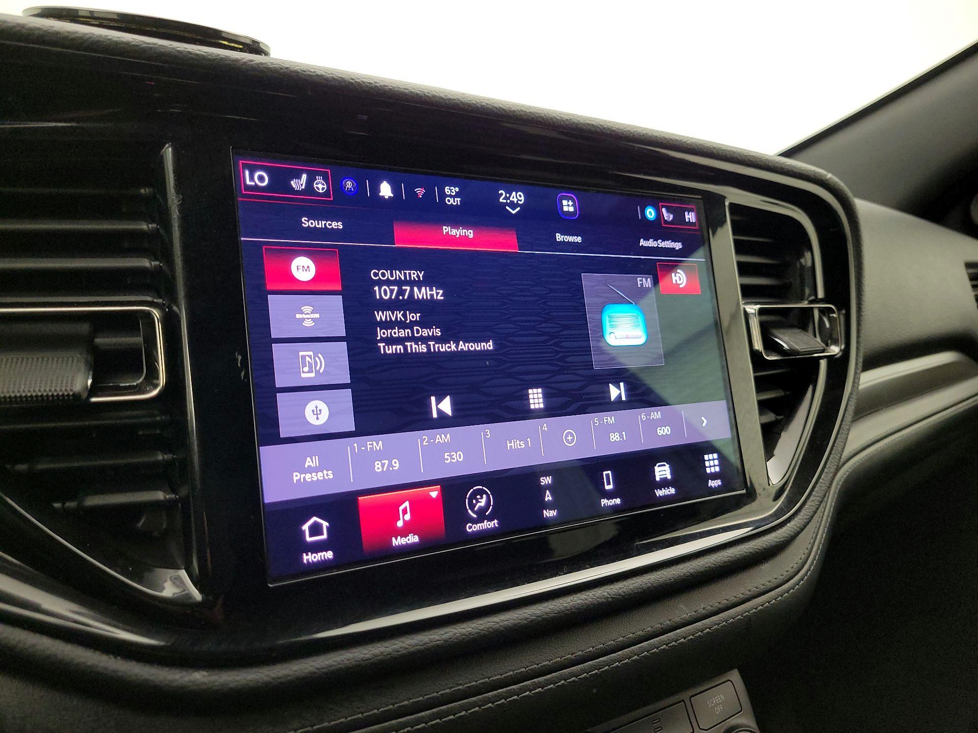 Thumbnail: 2021 Dodge Durango - 16