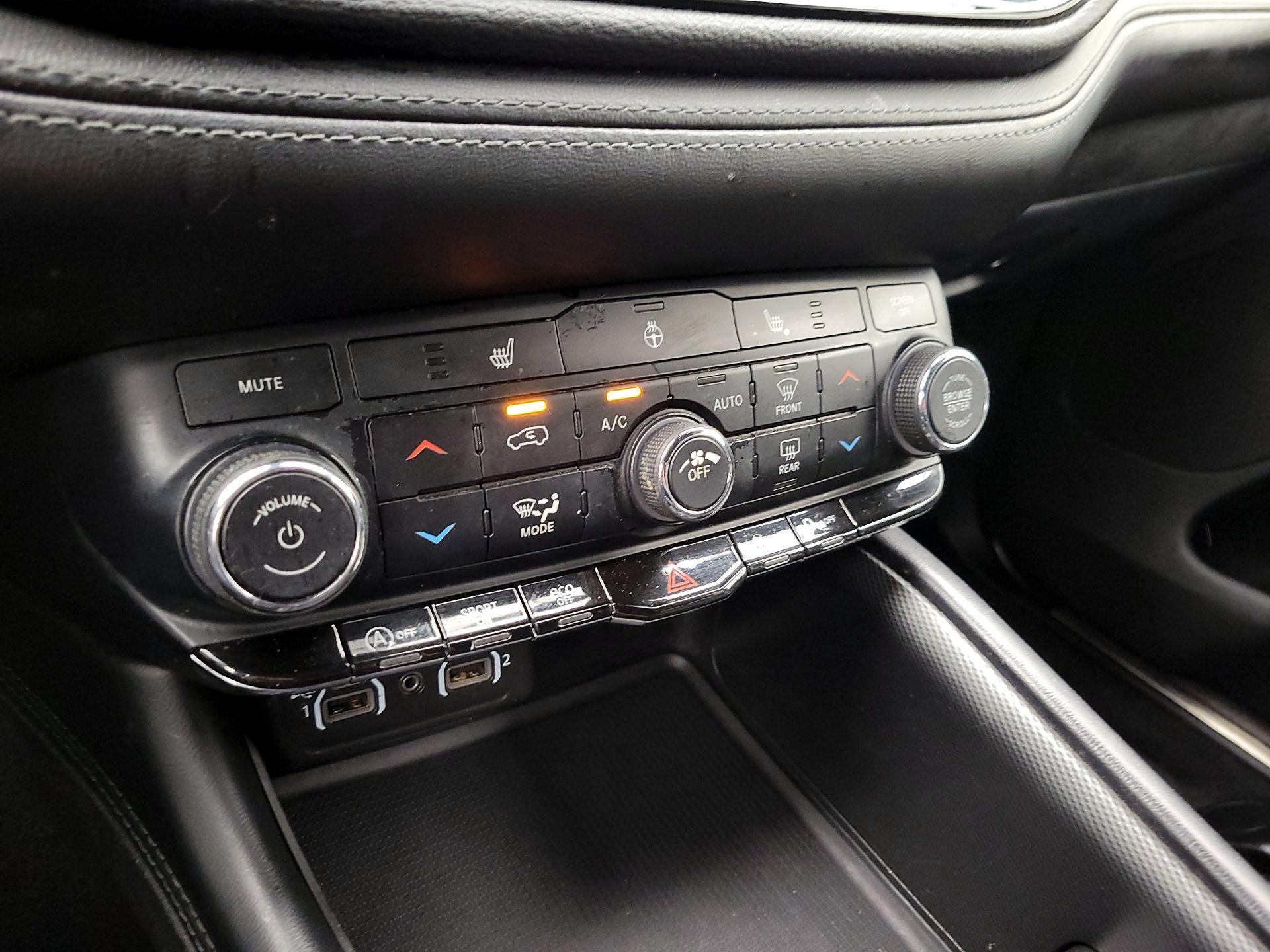 Thumbnail: 2021 Dodge Durango - 17