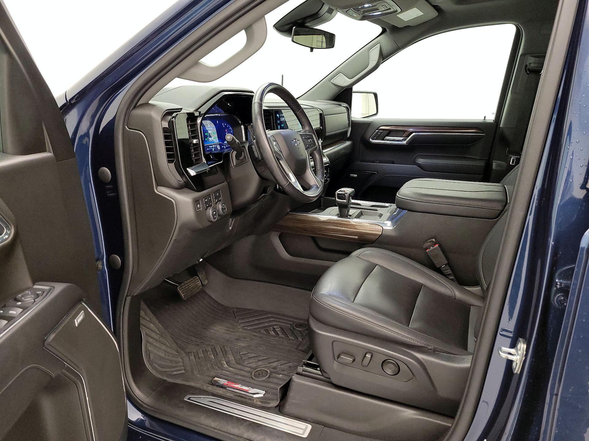 Thumbnail: 2023 Chevrolet Silverado 1500 - 11