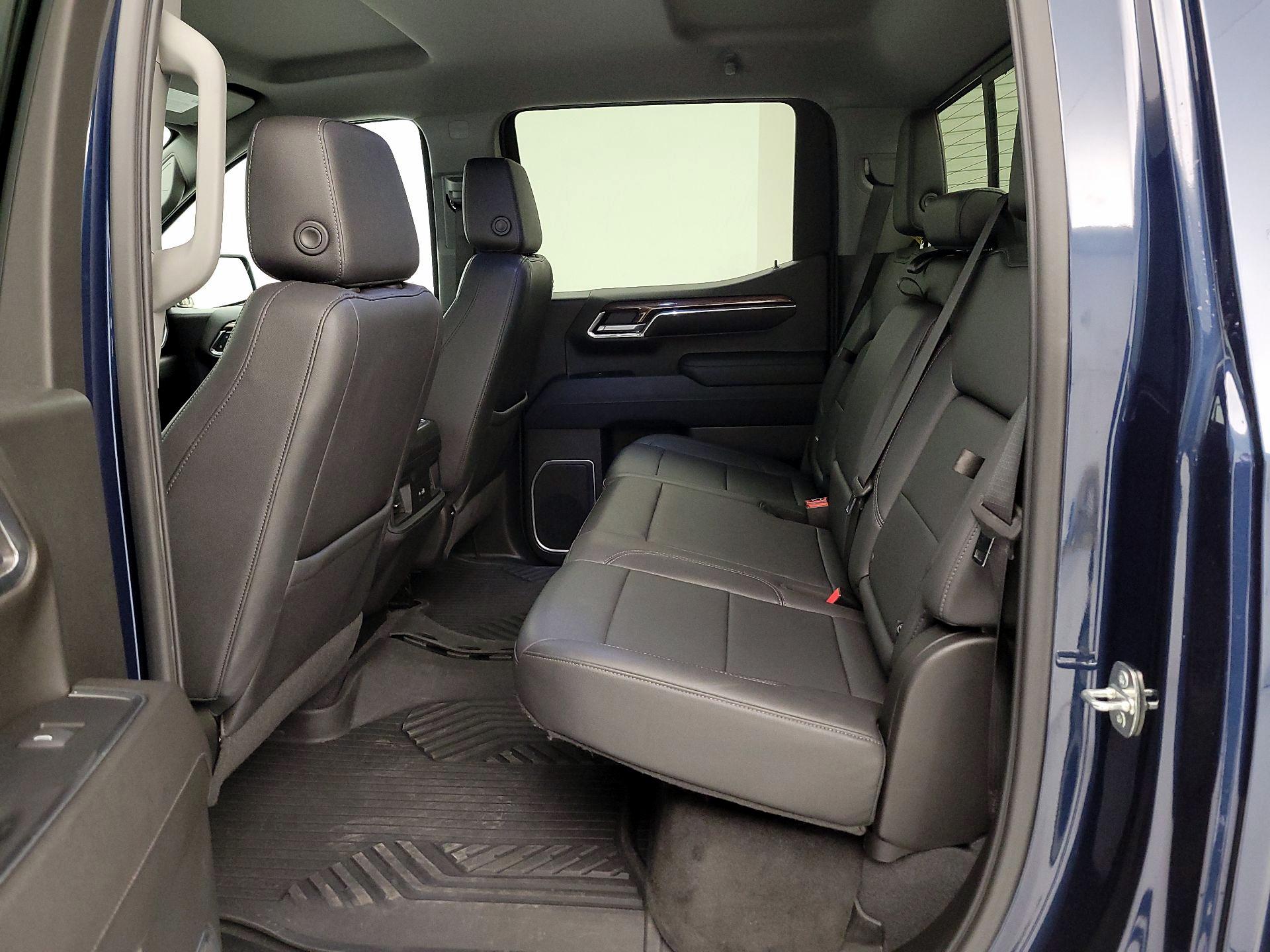 Thumbnail: 2023 Chevrolet Silverado 1500 - 19