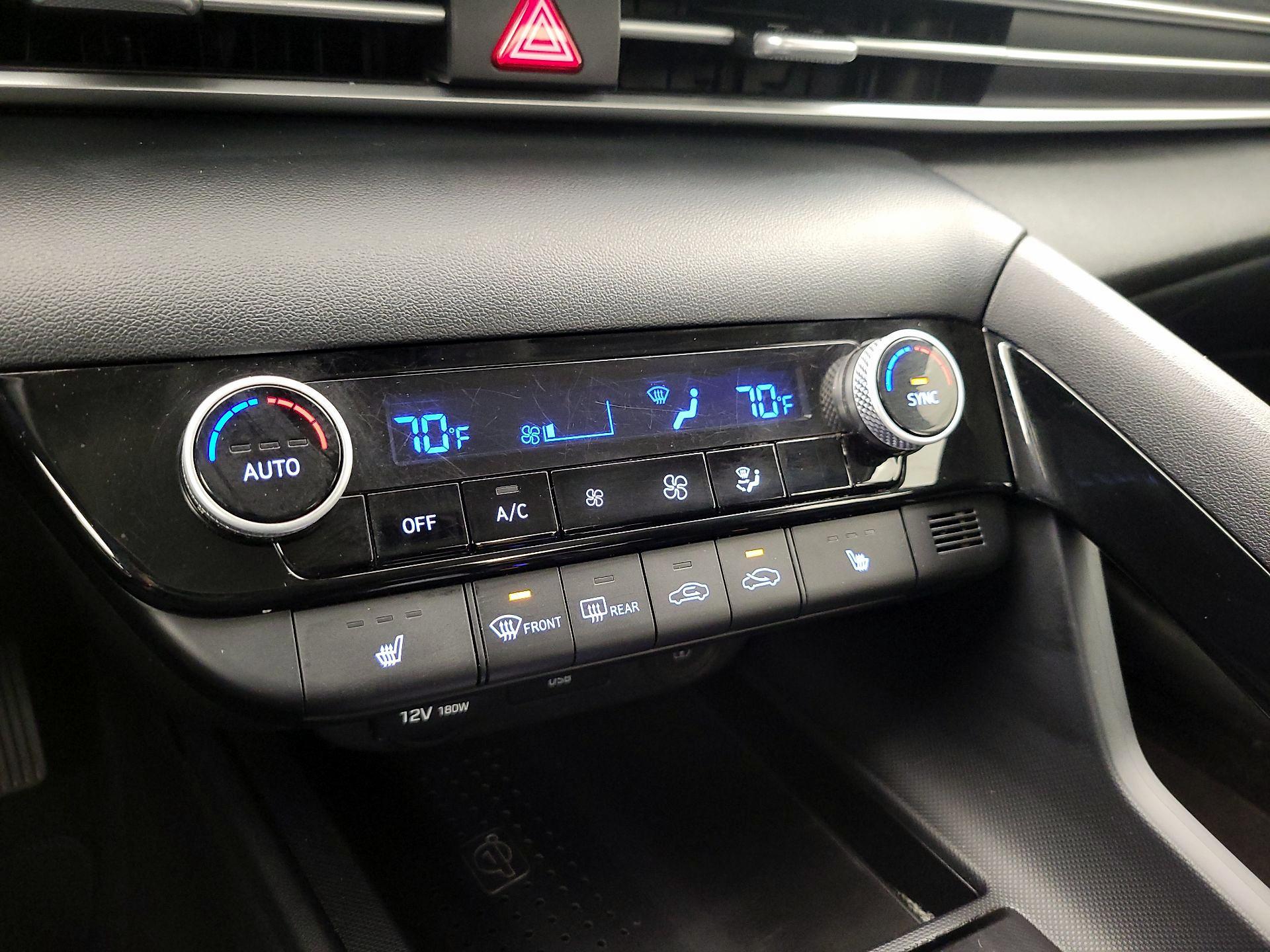 Thumbnail: 2021 Hyundai Elantra - 16