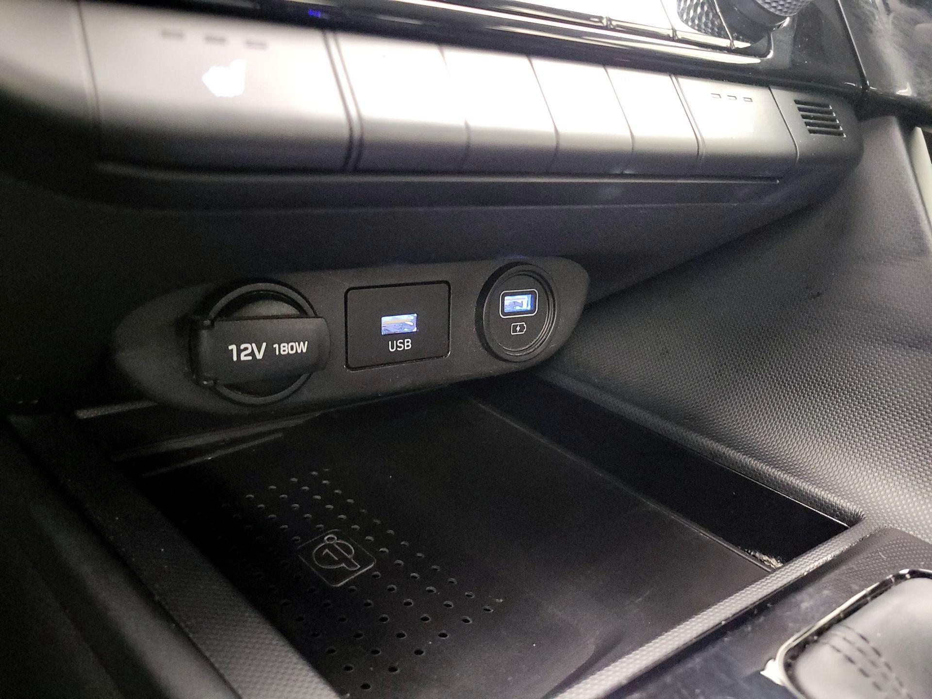 Thumbnail: 2021 Hyundai Elantra - 18