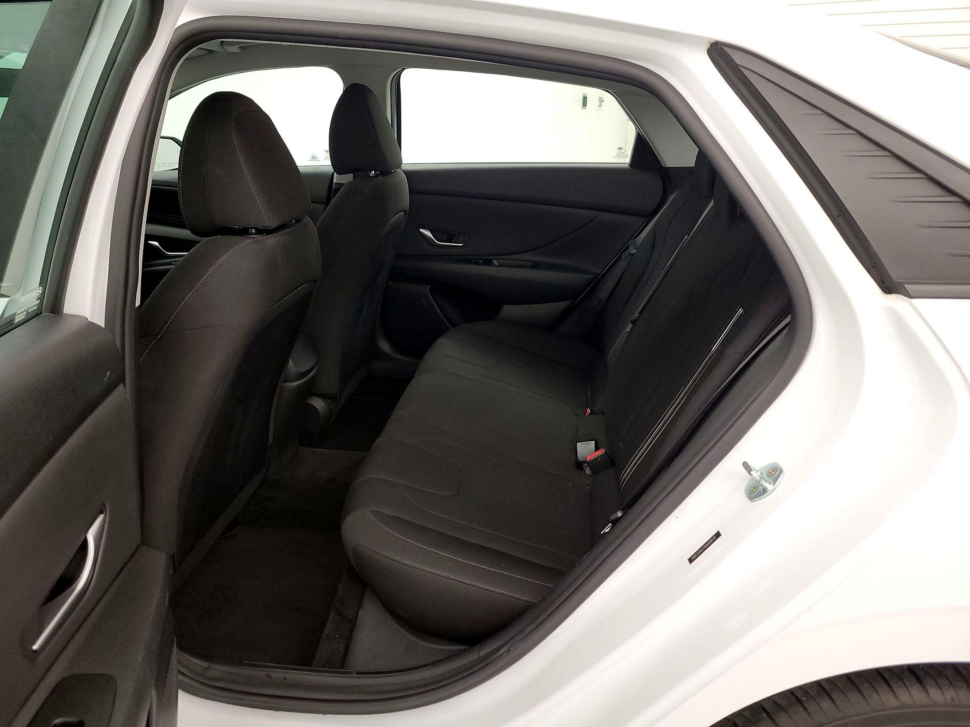 Thumbnail: 2021 Hyundai Elantra - 19