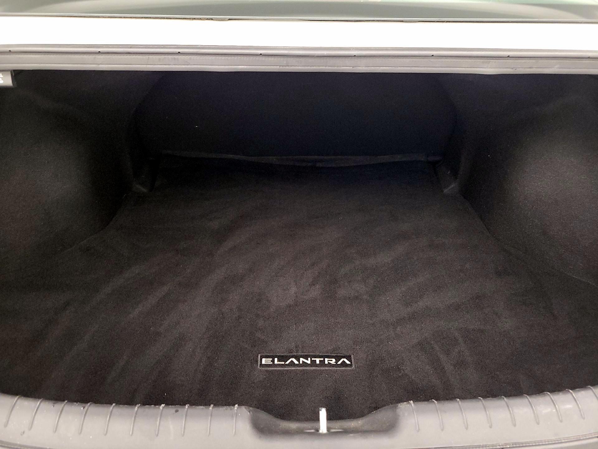 Thumbnail: 2021 Hyundai Elantra - 20