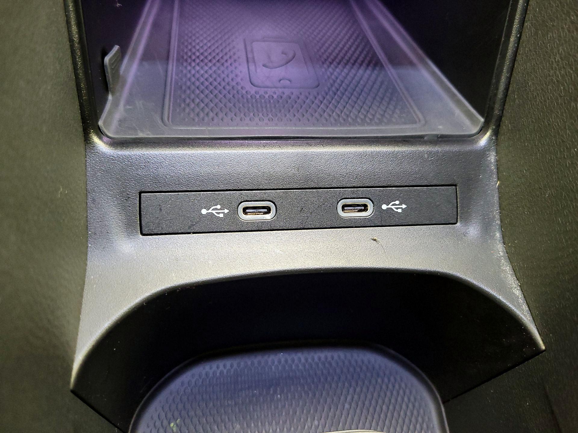 Thumbnail: 2021 Volkswagen ID.4 - 19