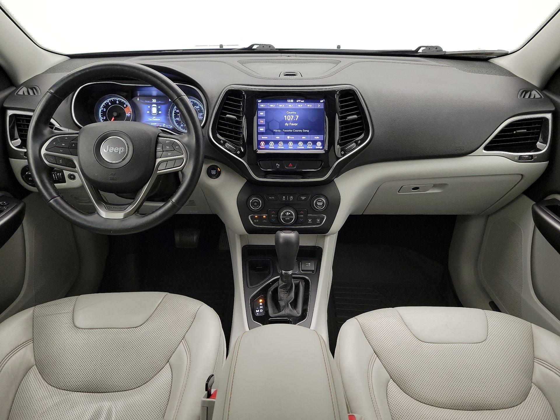 Thumbnail: 2019 Jeep Cherokee - 9