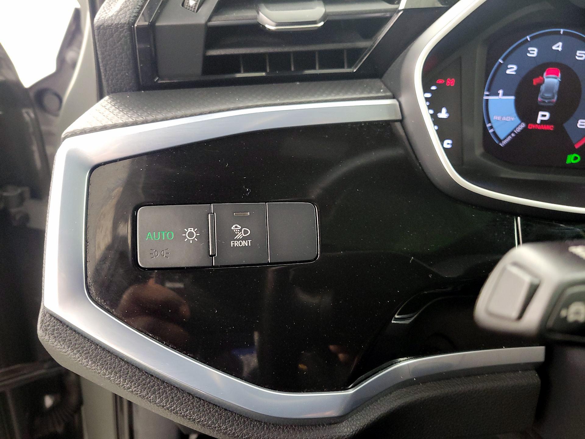 Thumbnail: 2022 Audi Q3 - 13