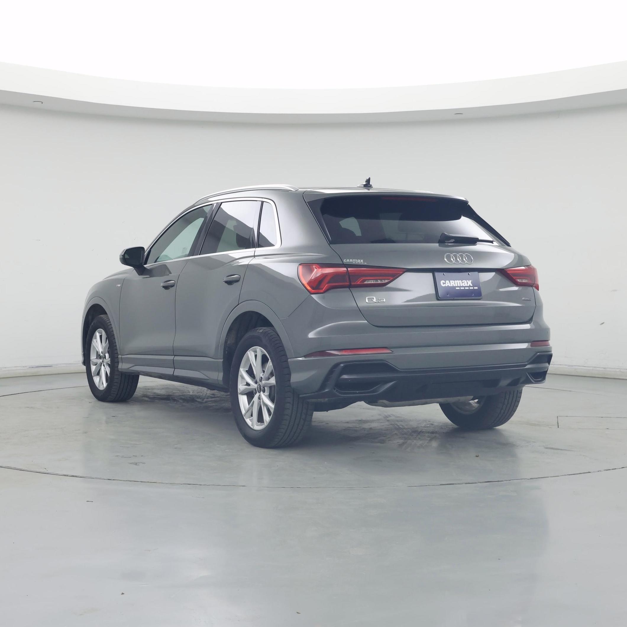 Thumbnail: 2022 Audi Q3 - 2