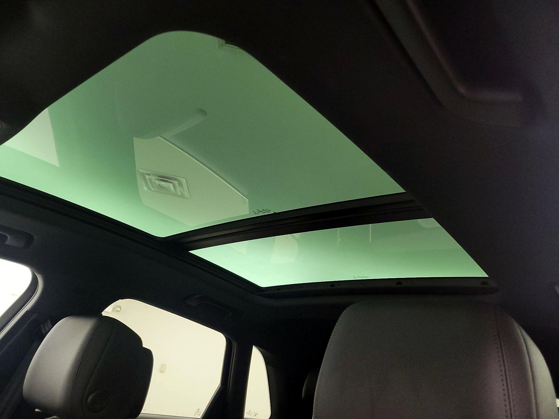 Thumbnail: 2022 Audi Q3 - 19