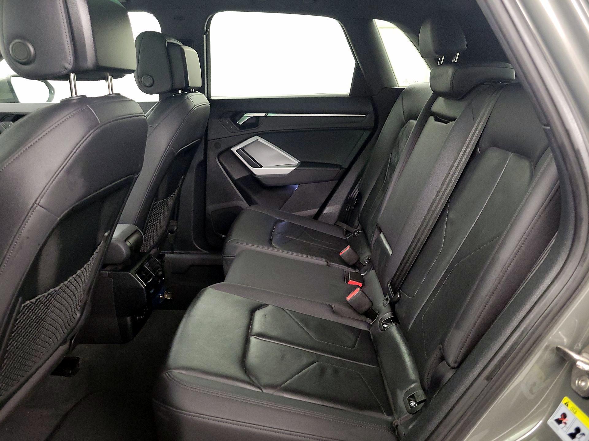 Thumbnail: 2022 Audi Q3 - 20