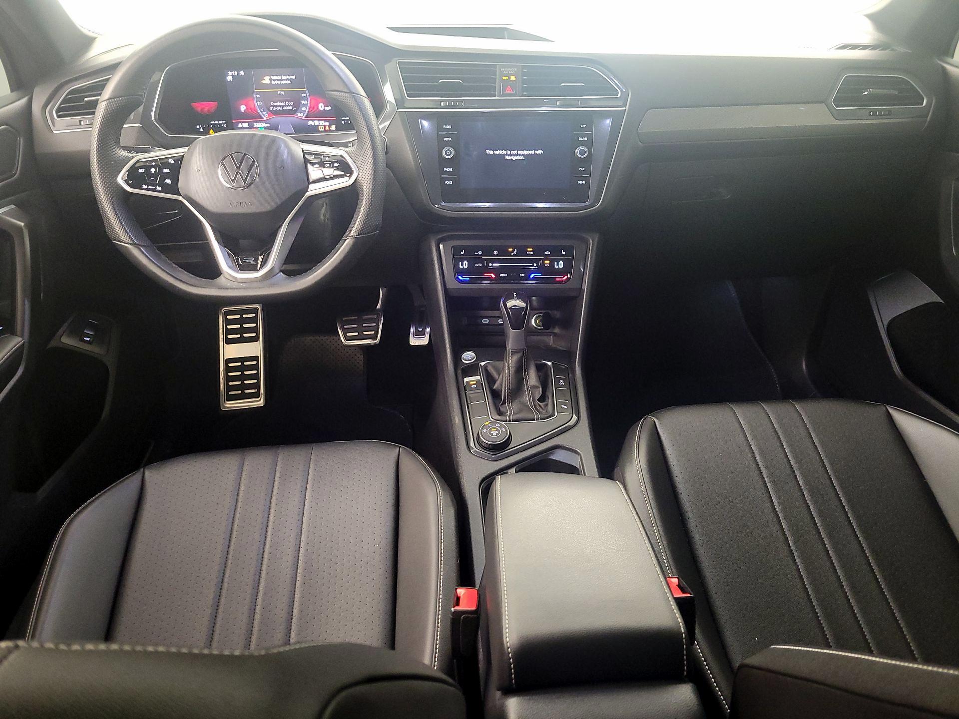 Thumbnail: 2022 Volkswagen Tiguan - 9