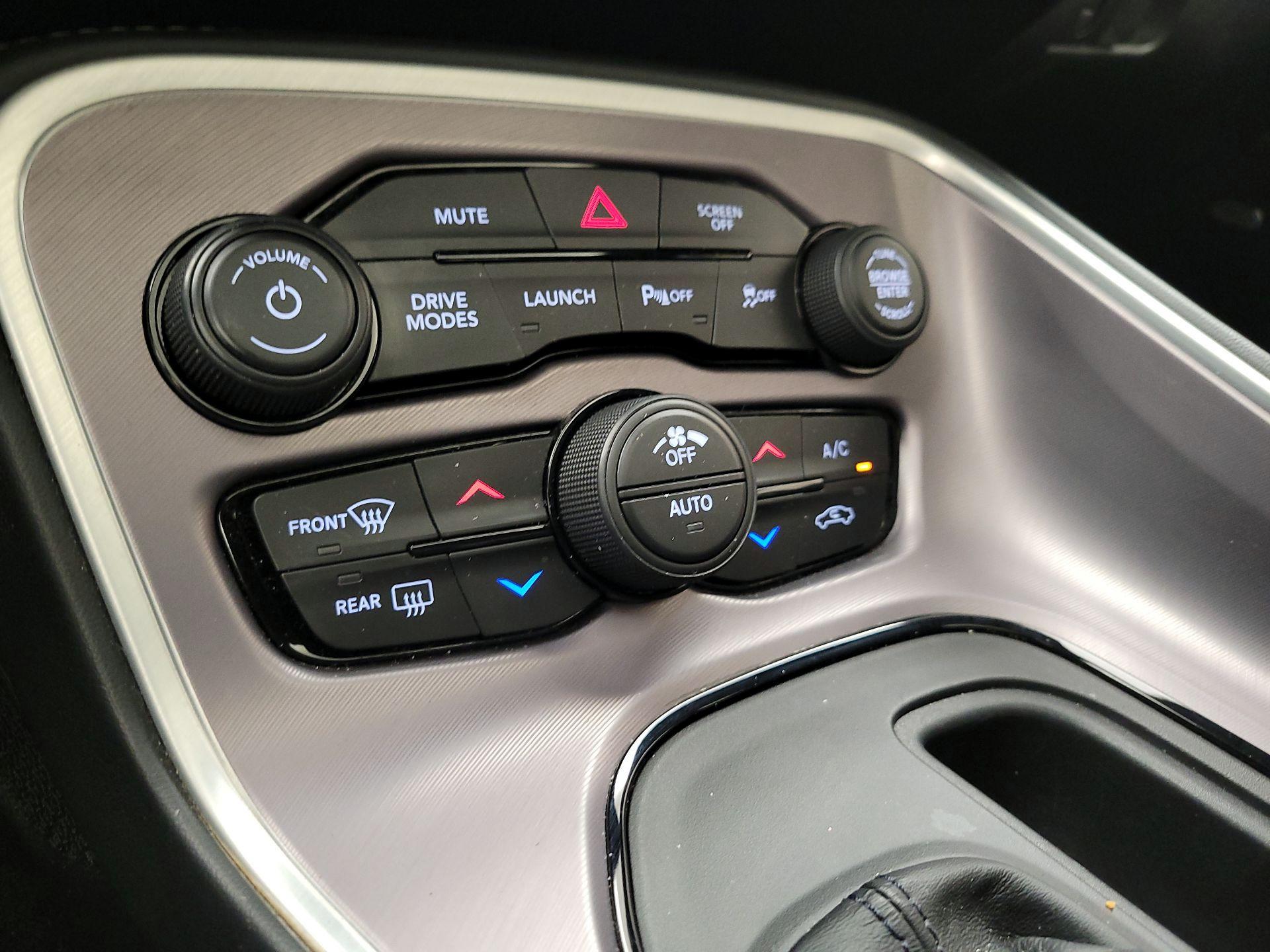 Thumbnail: 2022 Dodge Challenger - 17