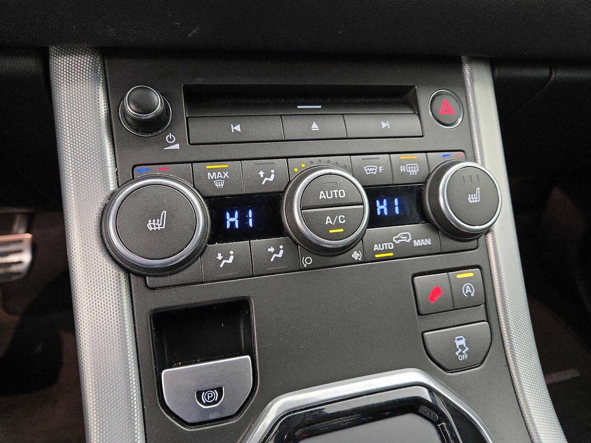 Thumbnail: 2016 Land Rover Range Rover Evoque - 17