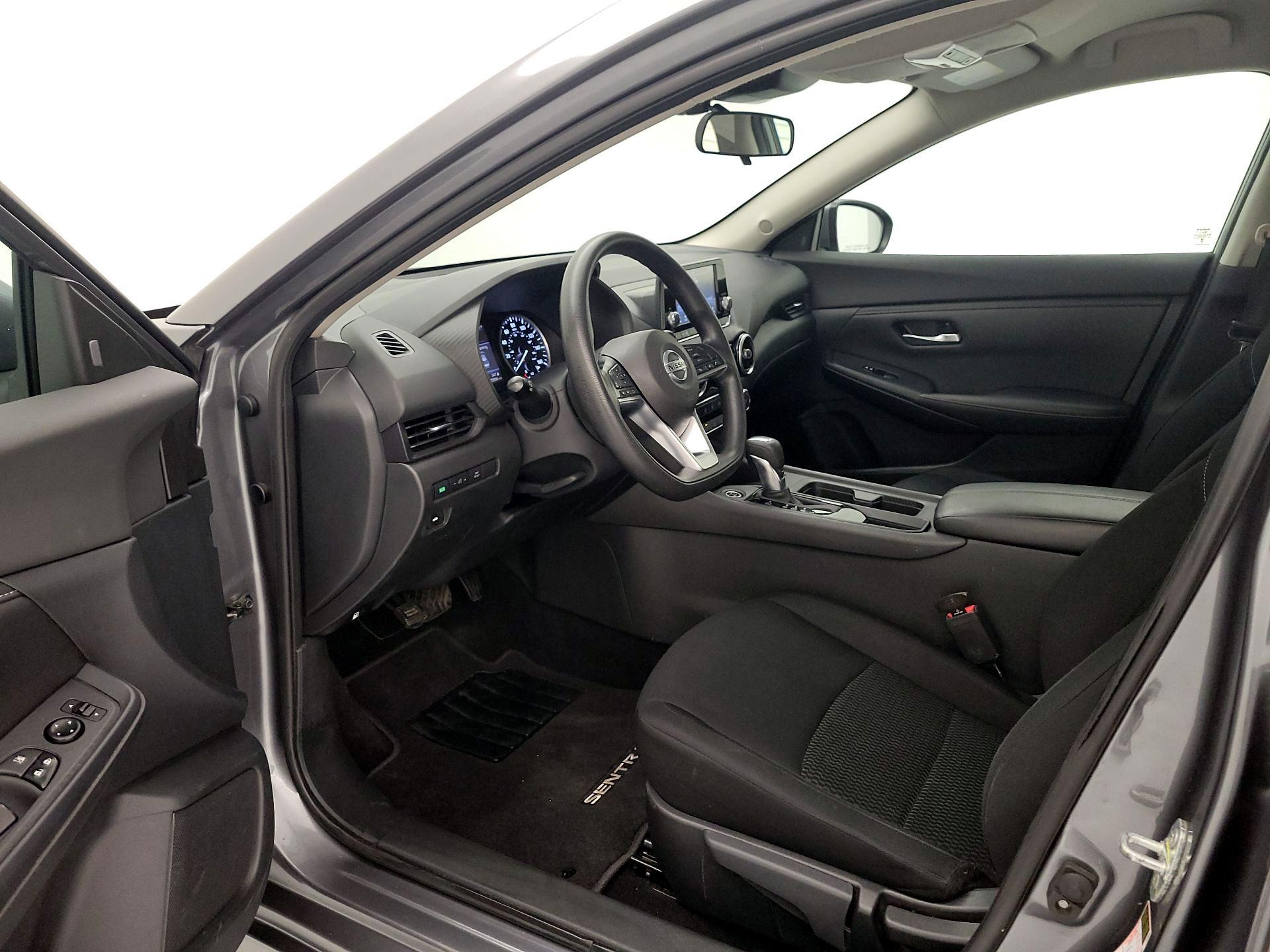 Thumbnail: 2022 Nissan Sentra - 11