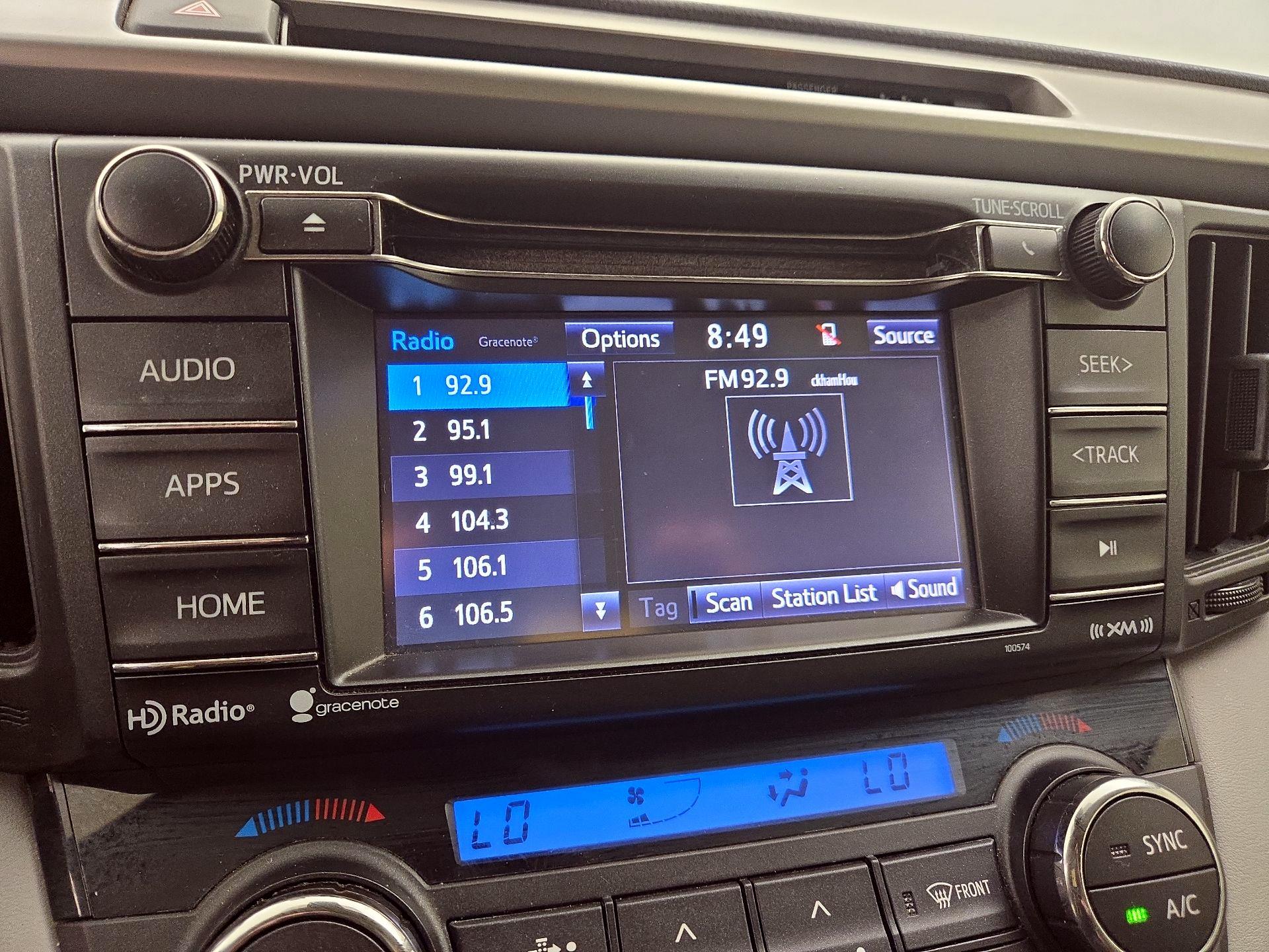 Thumbnail: 2018 Toyota RAV4 - 15