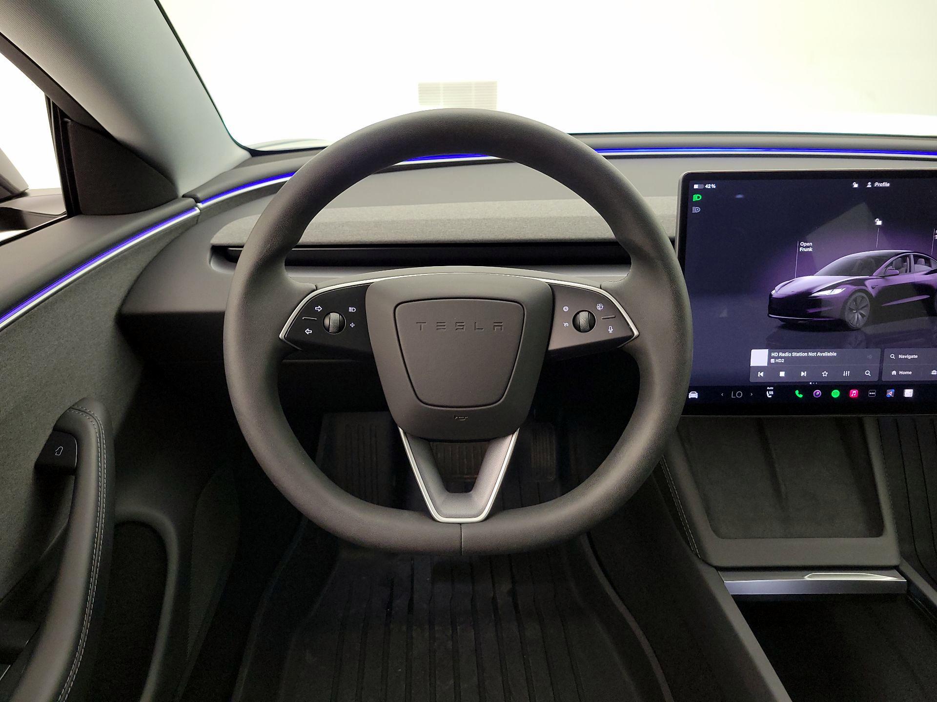 Thumbnail: 2025 Tesla Model 3 - 10