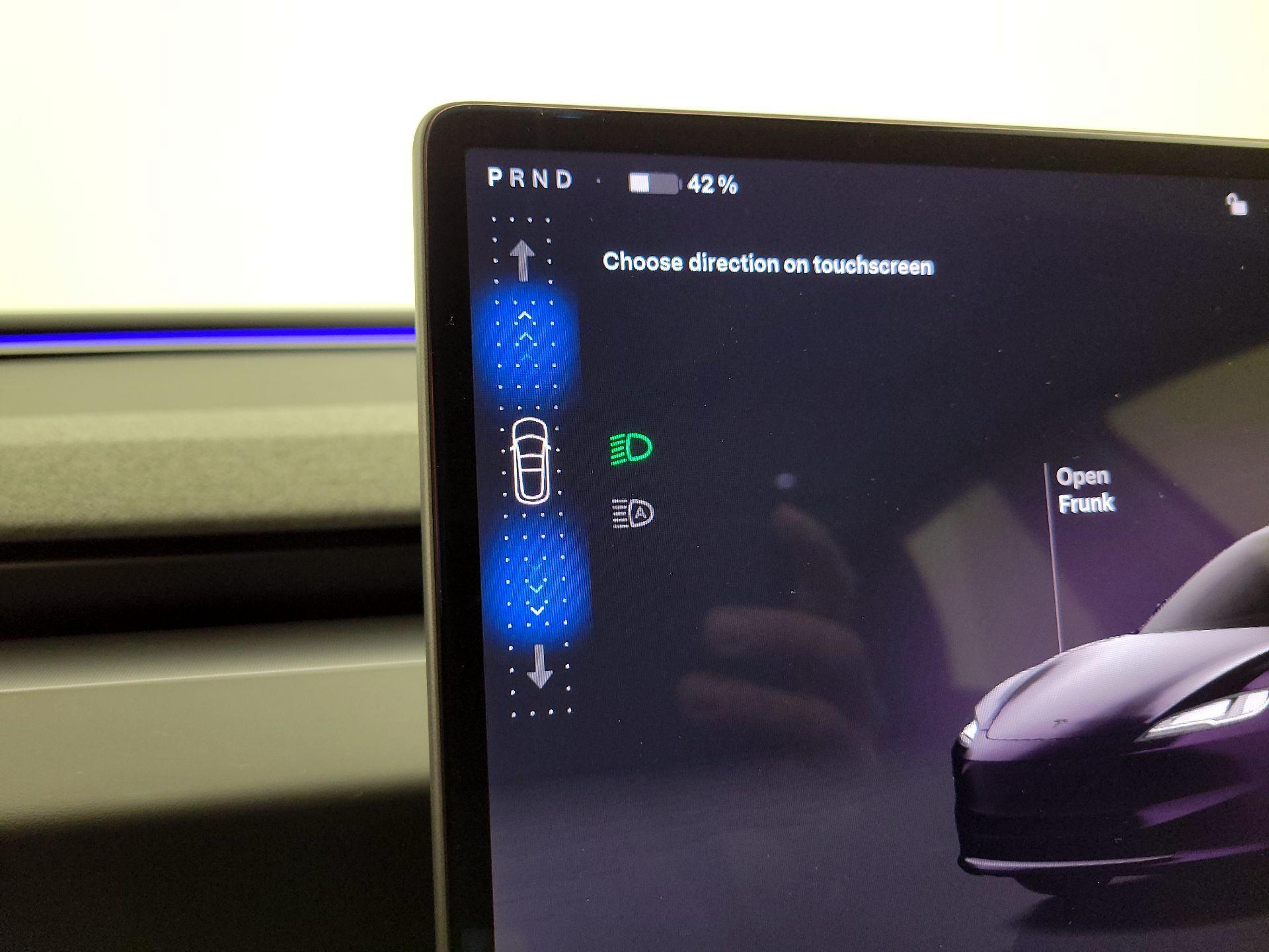 Thumbnail: 2025 Tesla Model 3 - 17