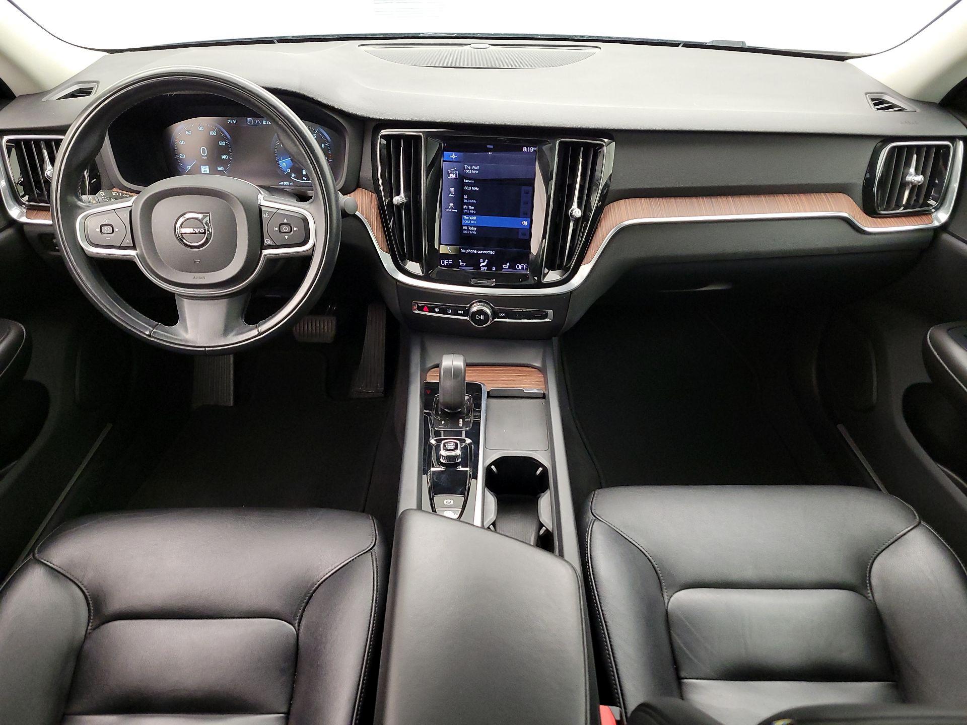 Thumbnail: 2022 Volvo S60 - 9