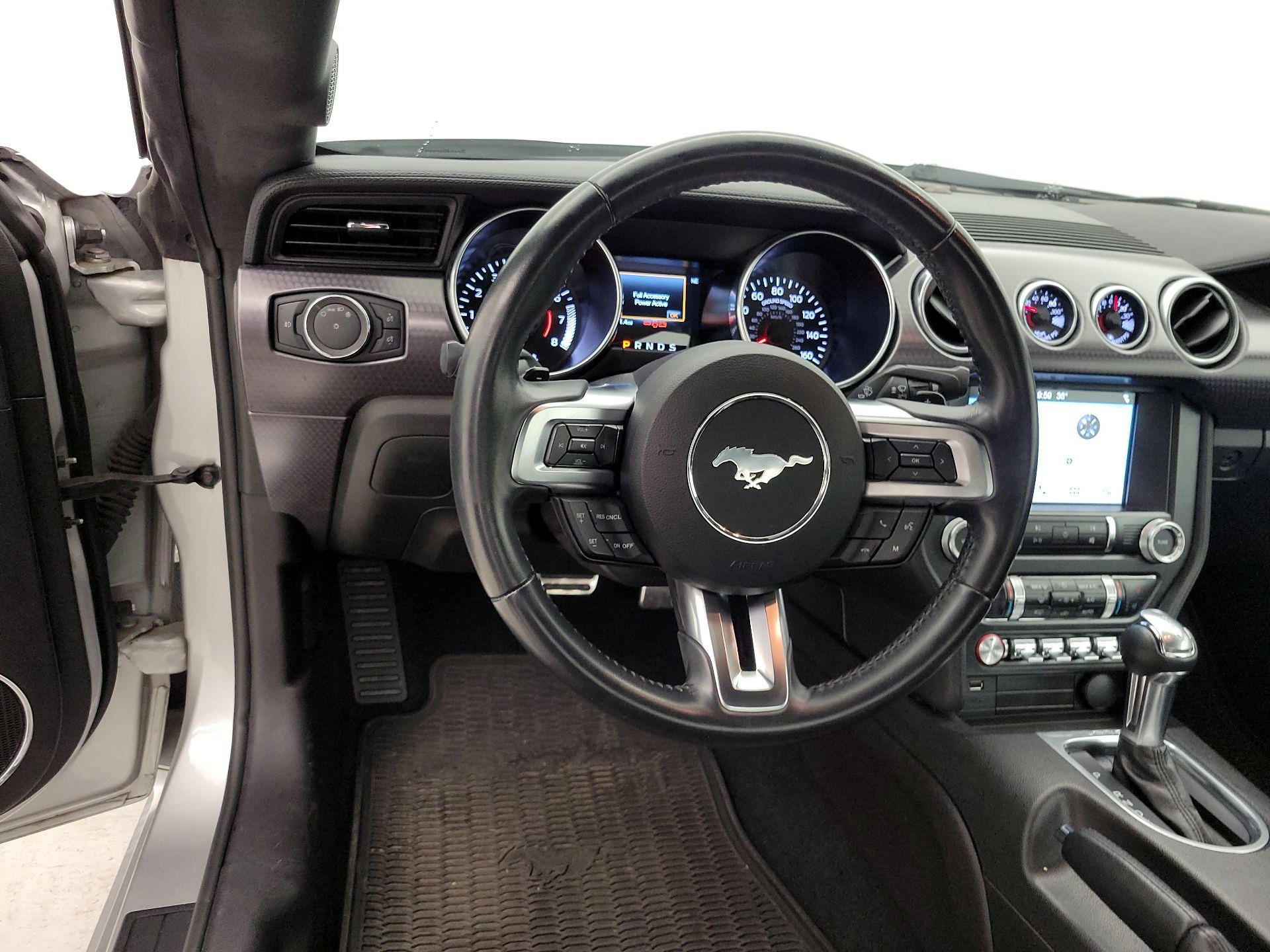 Thumbnail: 2019 Ford Mustang - 10