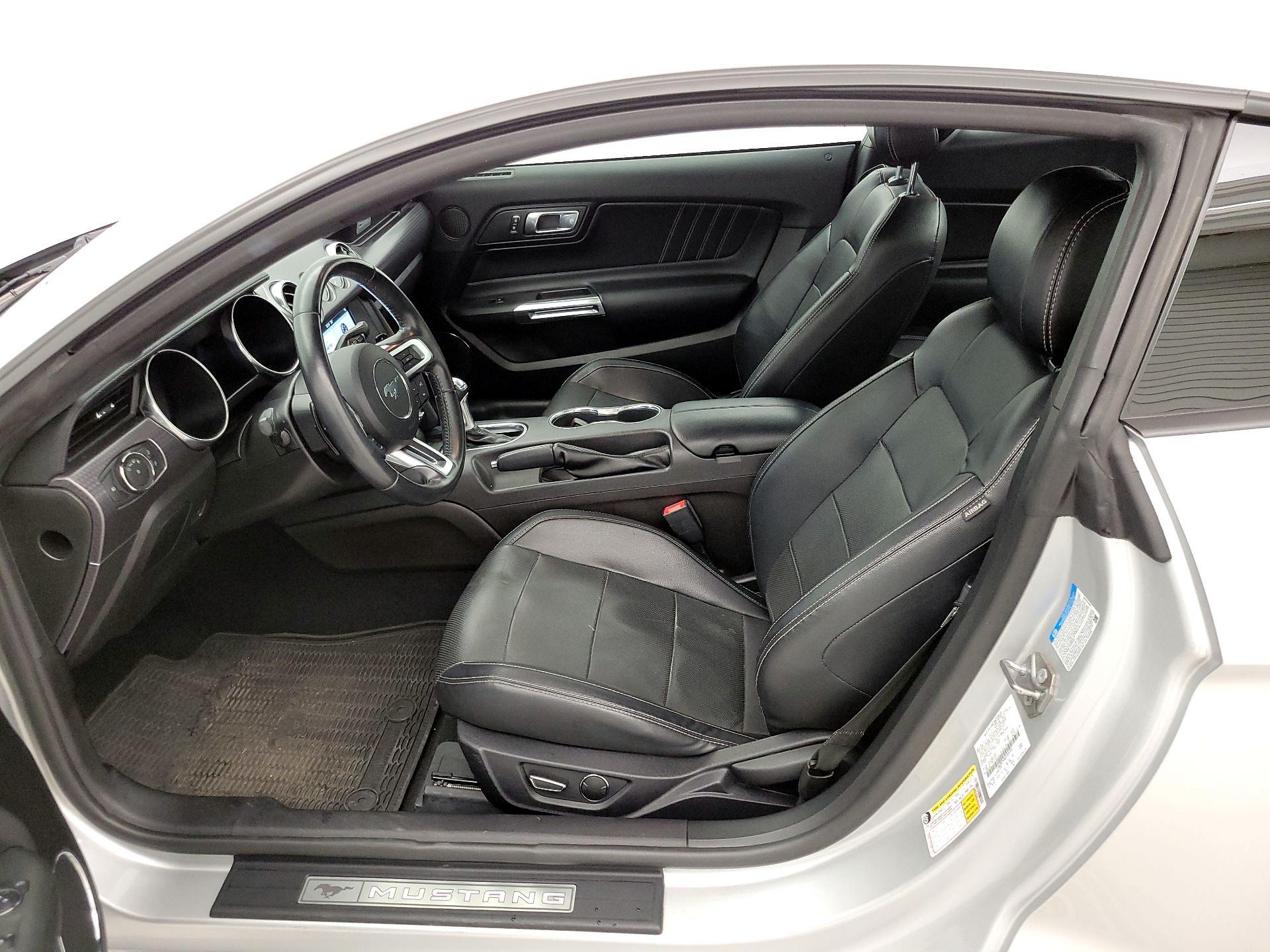 Thumbnail: 2019 Ford Mustang - 11