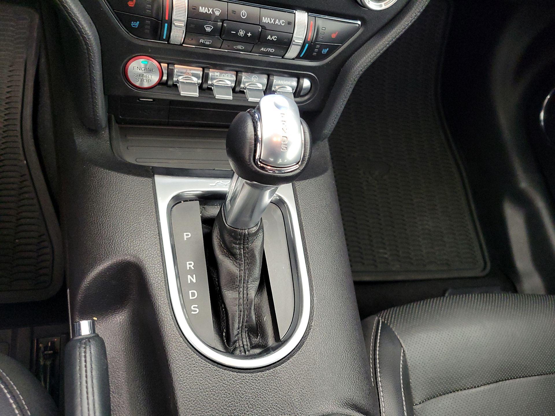 Thumbnail: 2019 Ford Mustang - 17