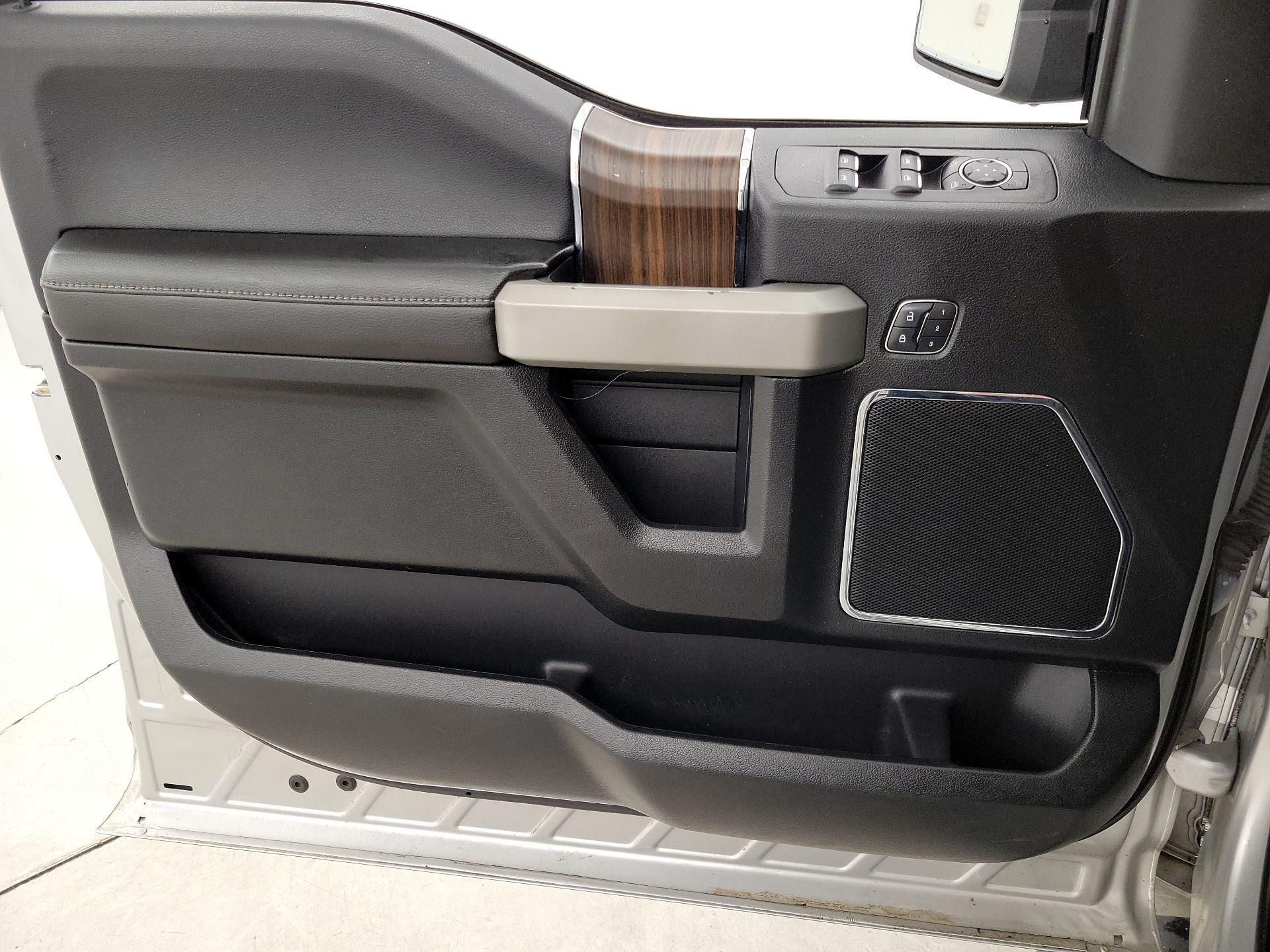 Thumbnail: 2017 Ford F-150 - 12