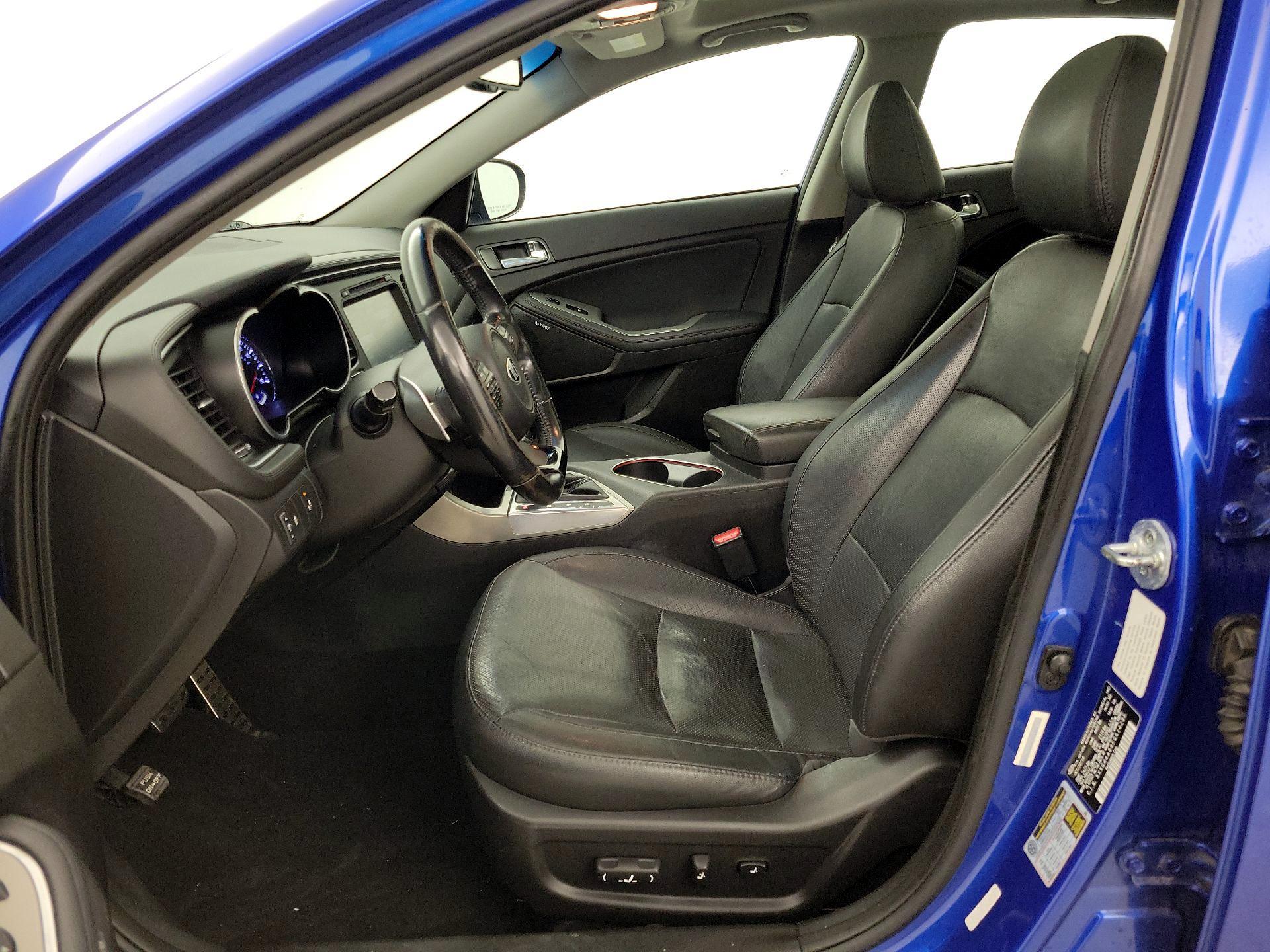 Thumbnail: 2015 Kia Optima - 11