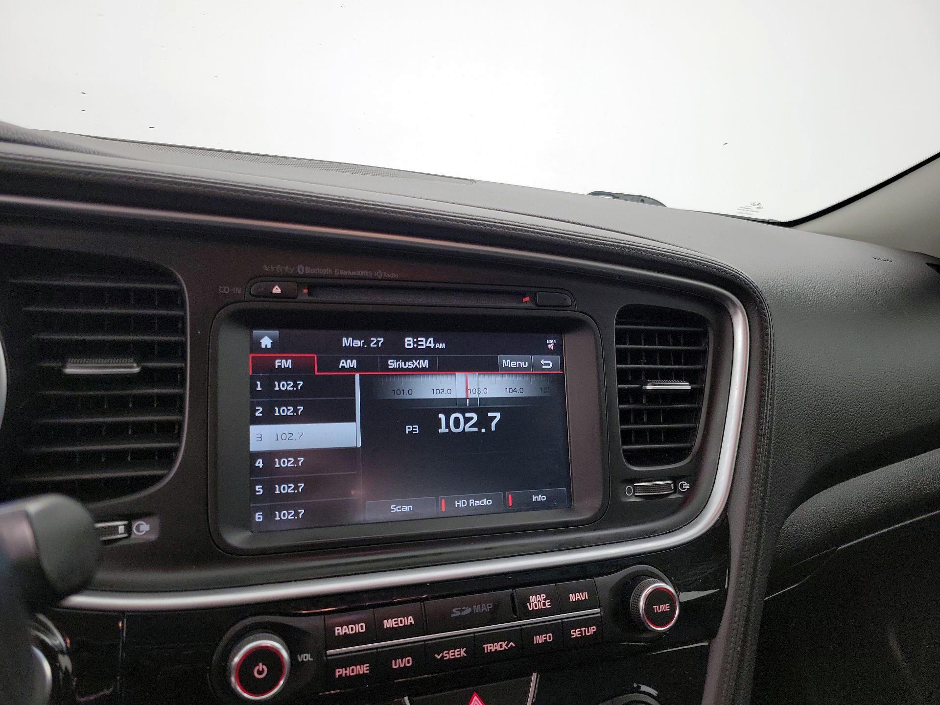 Thumbnail: 2015 Kia Optima - 16