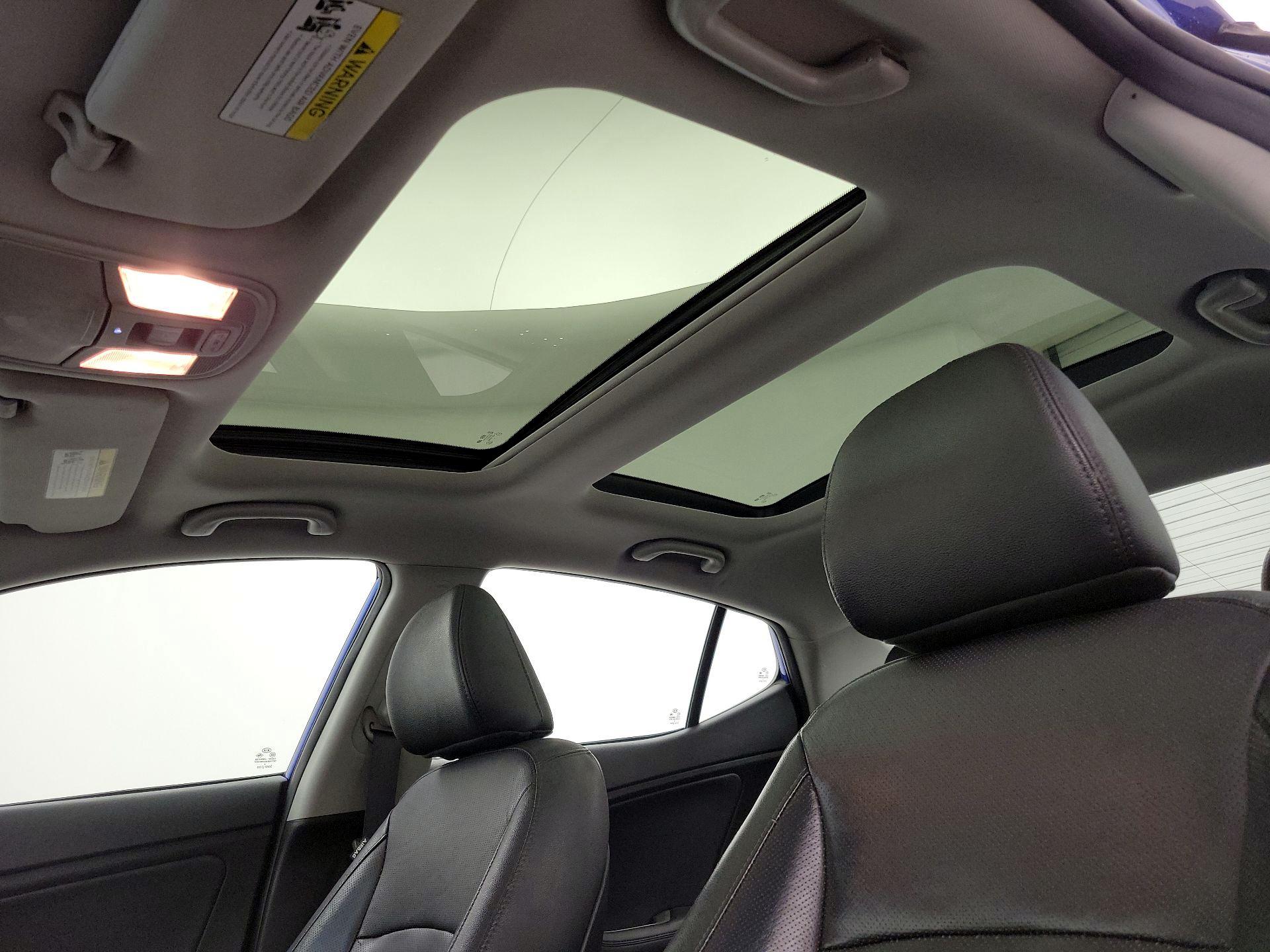 Thumbnail: 2015 Kia Optima - 20